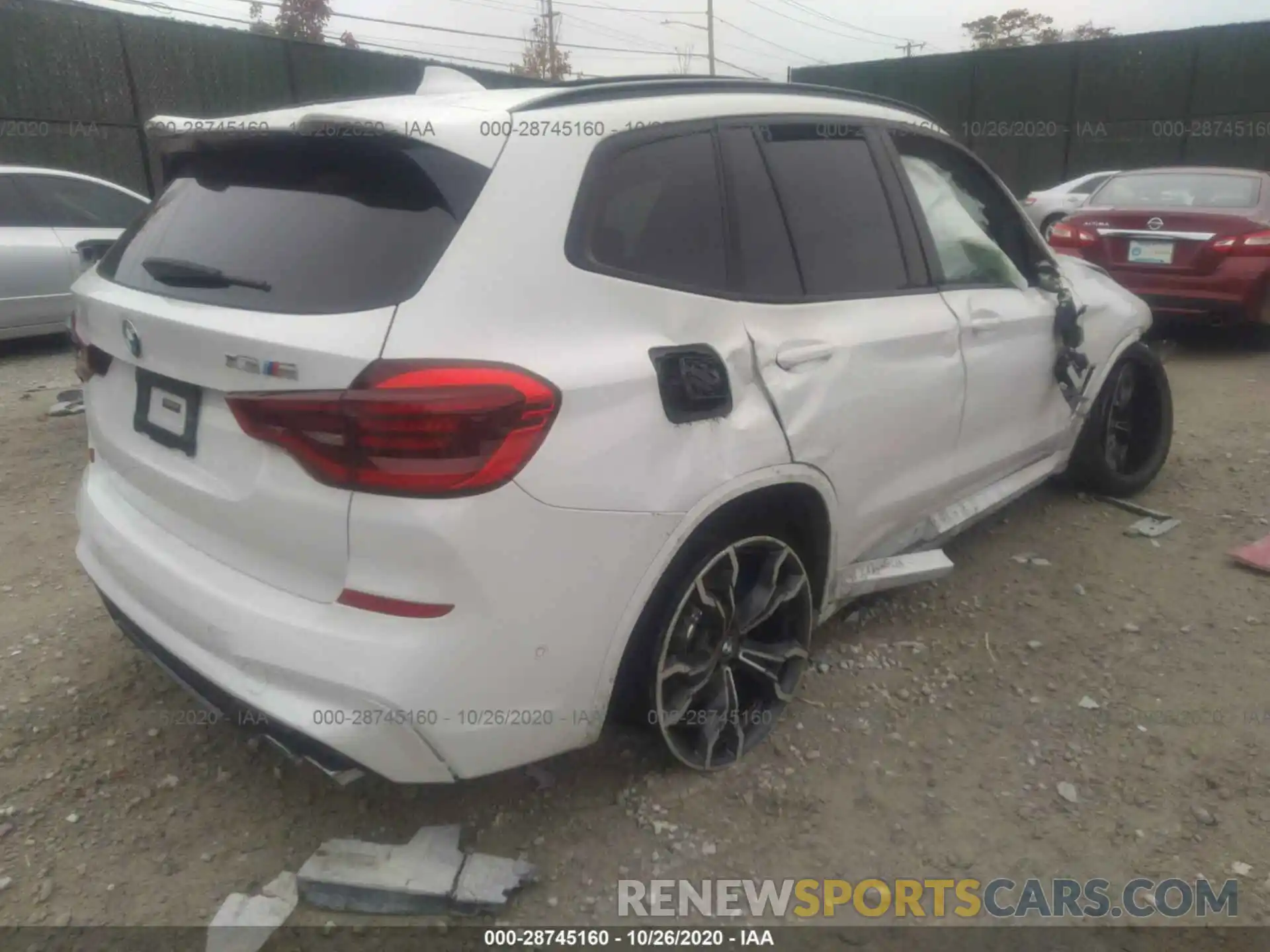 4 Photograph of a damaged car 5YMTS0C06LLT10019 BMW X3 M 2020