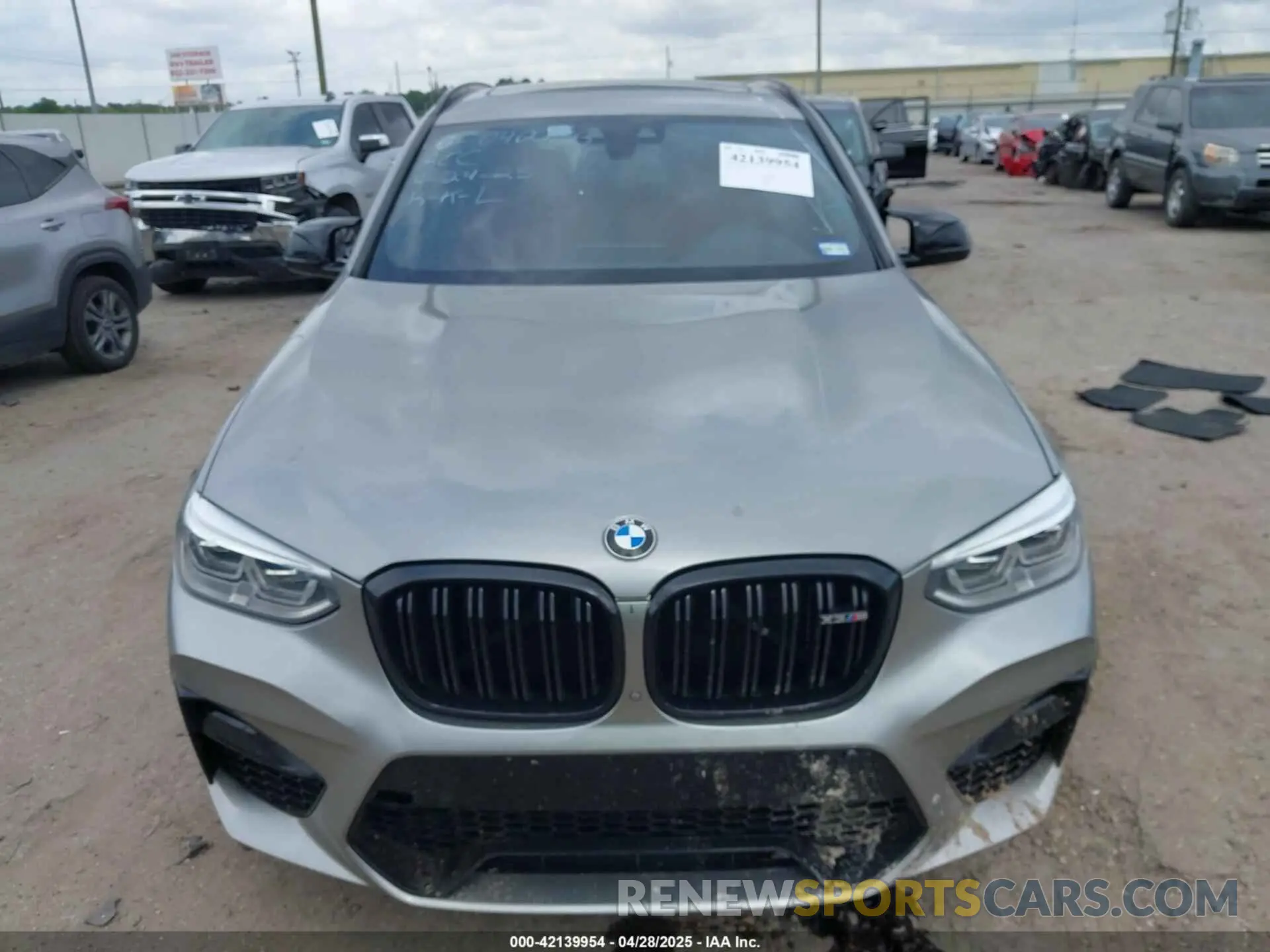 11 Photograph of a damaged car 5YMTS0C08L9B36986 BMW X3 M 2020
