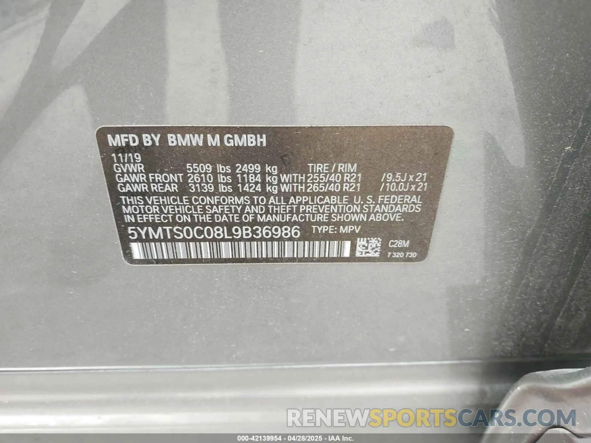 9 Photograph of a damaged car 5YMTS0C08L9B36986 BMW X3 M 2020