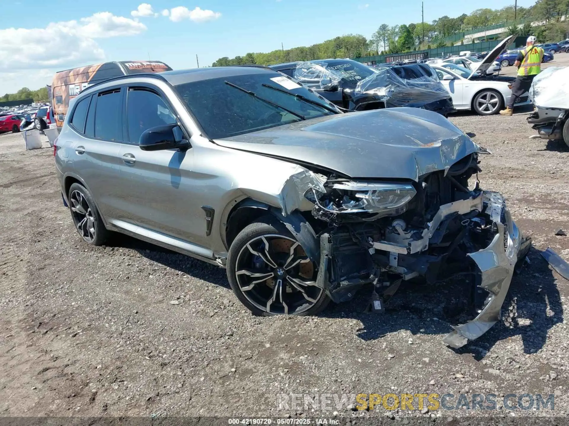 1 Photograph of a damaged car 5YMTS0C01M9G99914 BMW X3 M 2021