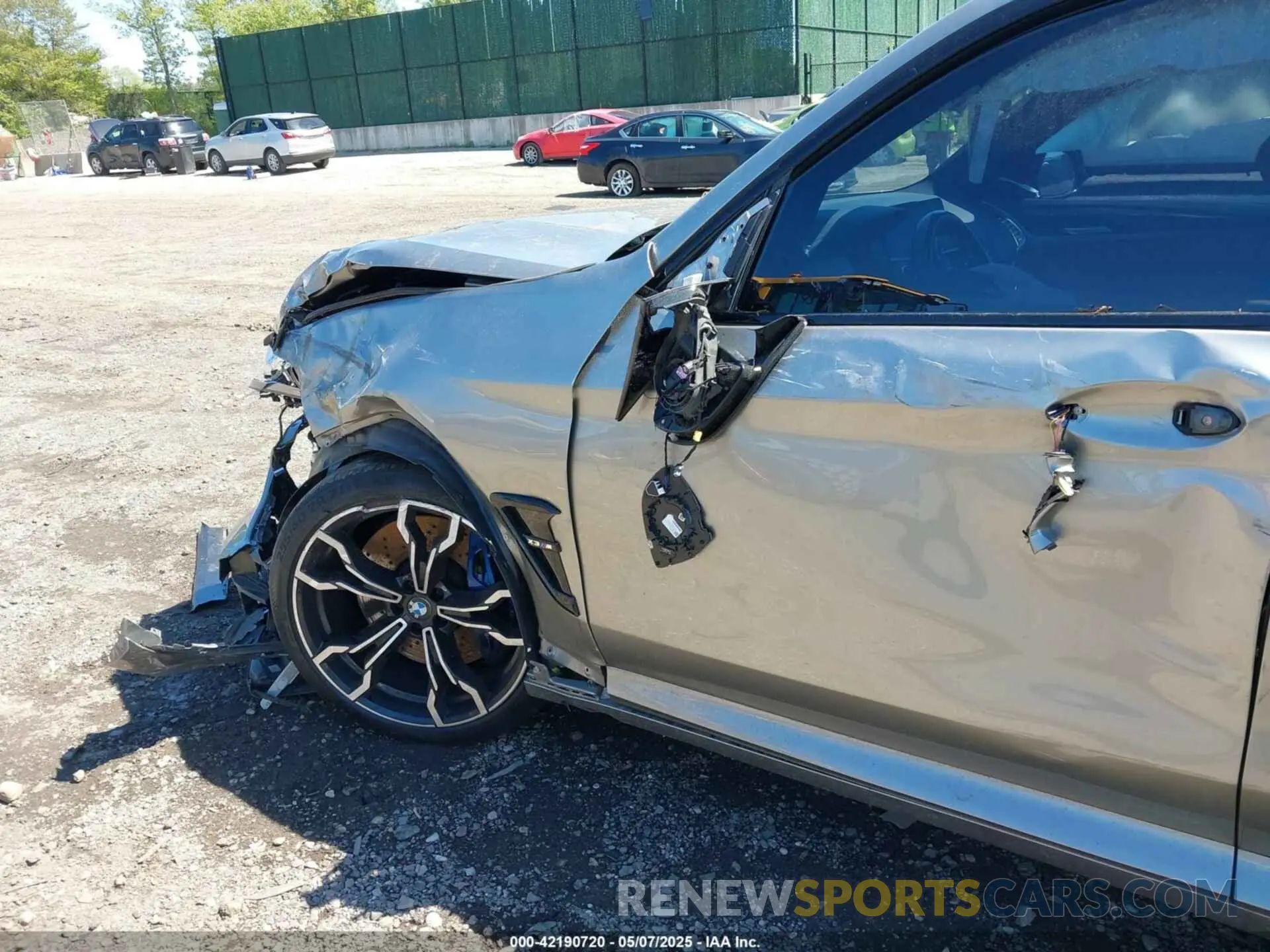20 Photograph of a damaged car 5YMTS0C01M9G99914 BMW X3 M 2021