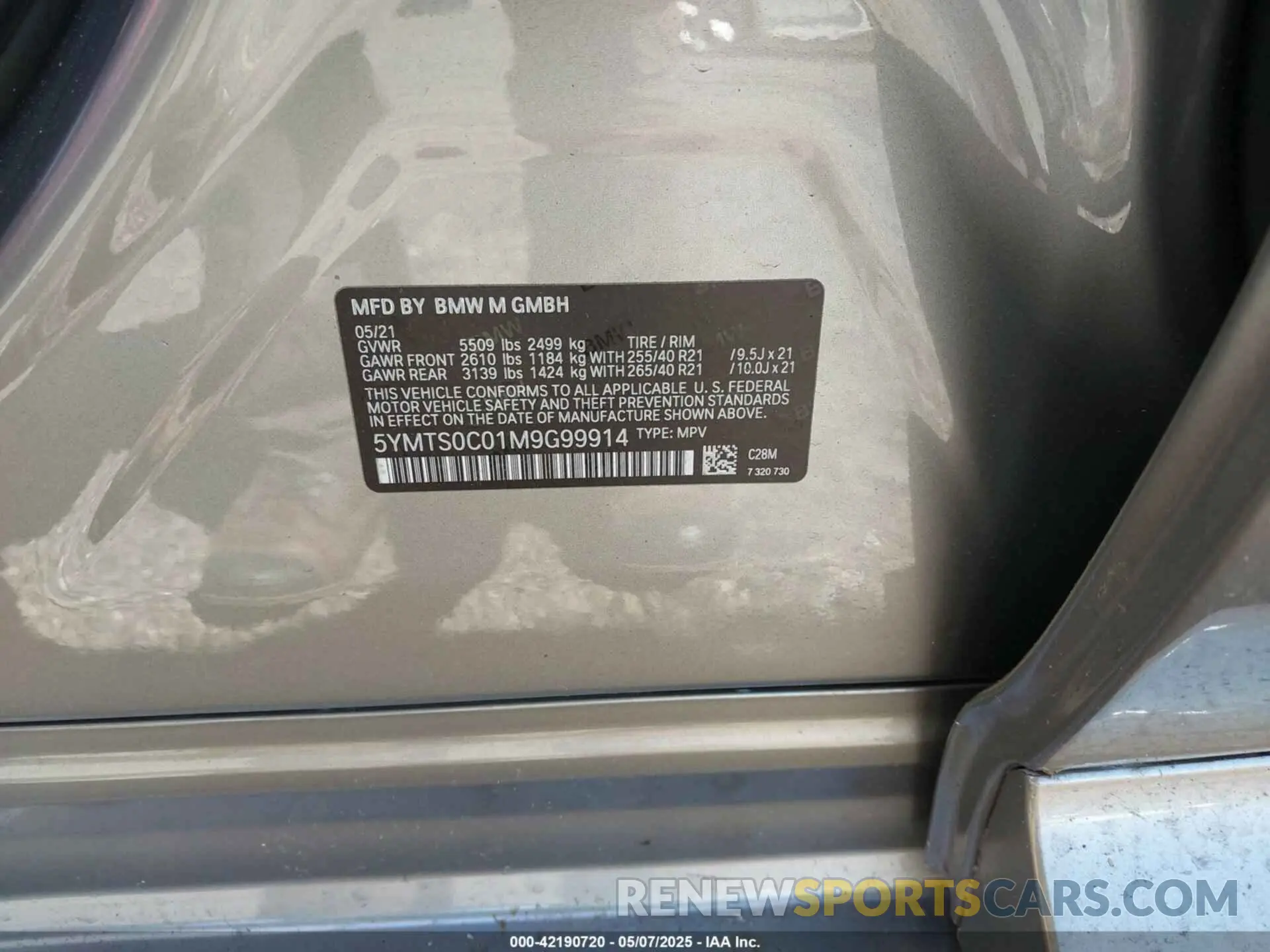 9 Photograph of a damaged car 5YMTS0C01M9G99914 BMW X3 M 2021