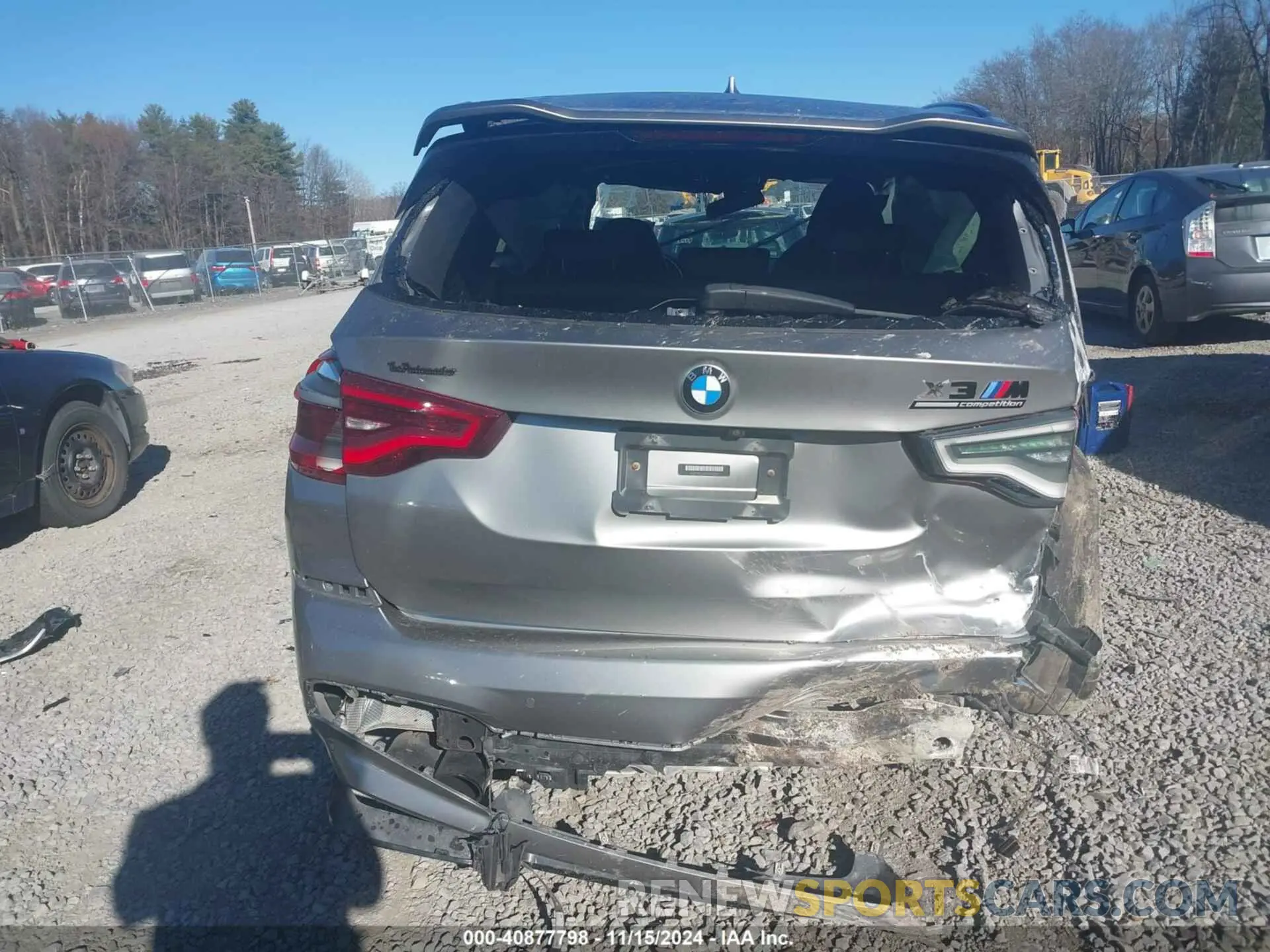 15 Photograph of a damaged car 5YMTS0C05M9F05336 BMW X3 M 2021