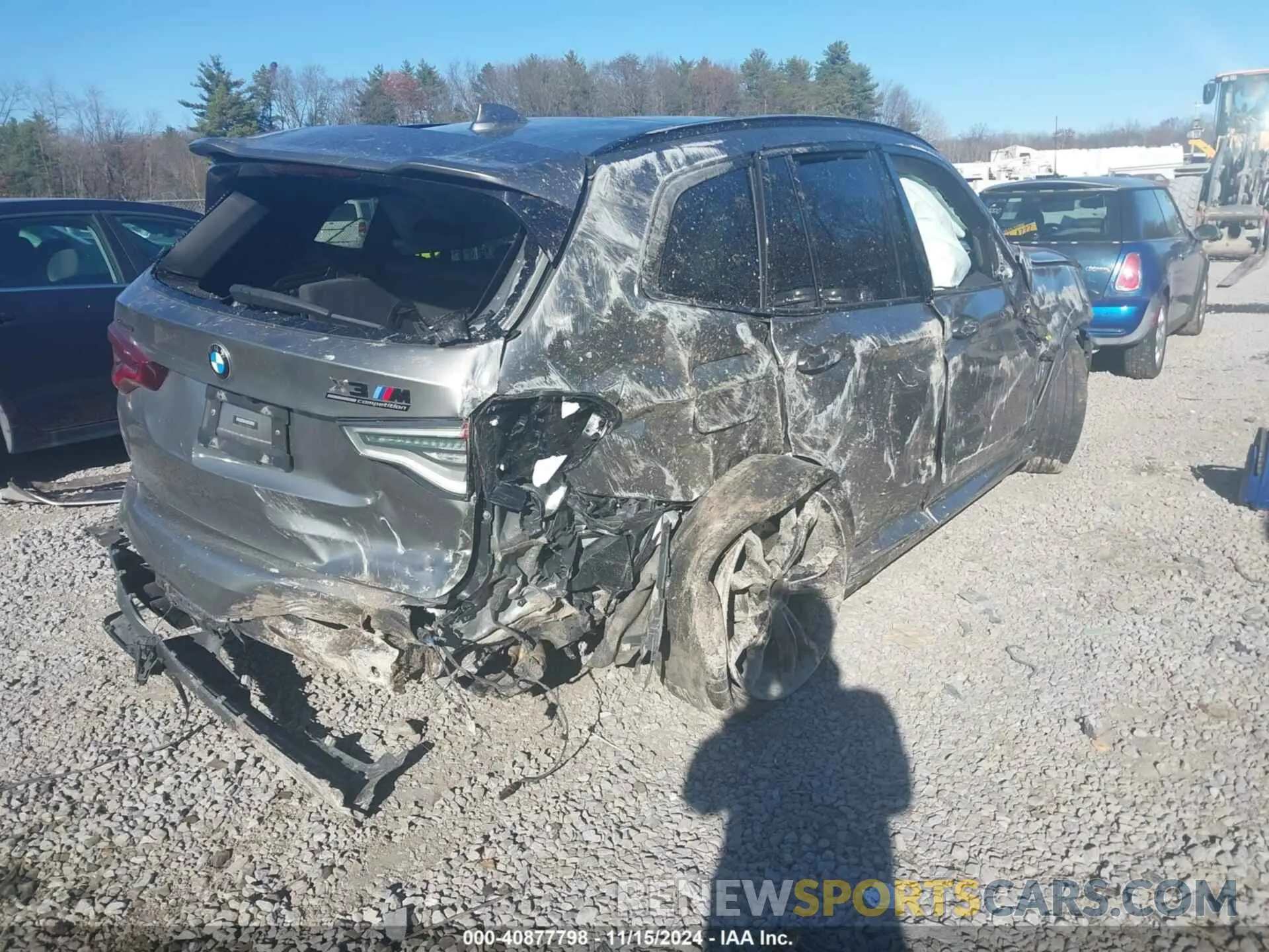 4 Photograph of a damaged car 5YMTS0C05M9F05336 BMW X3 M 2021