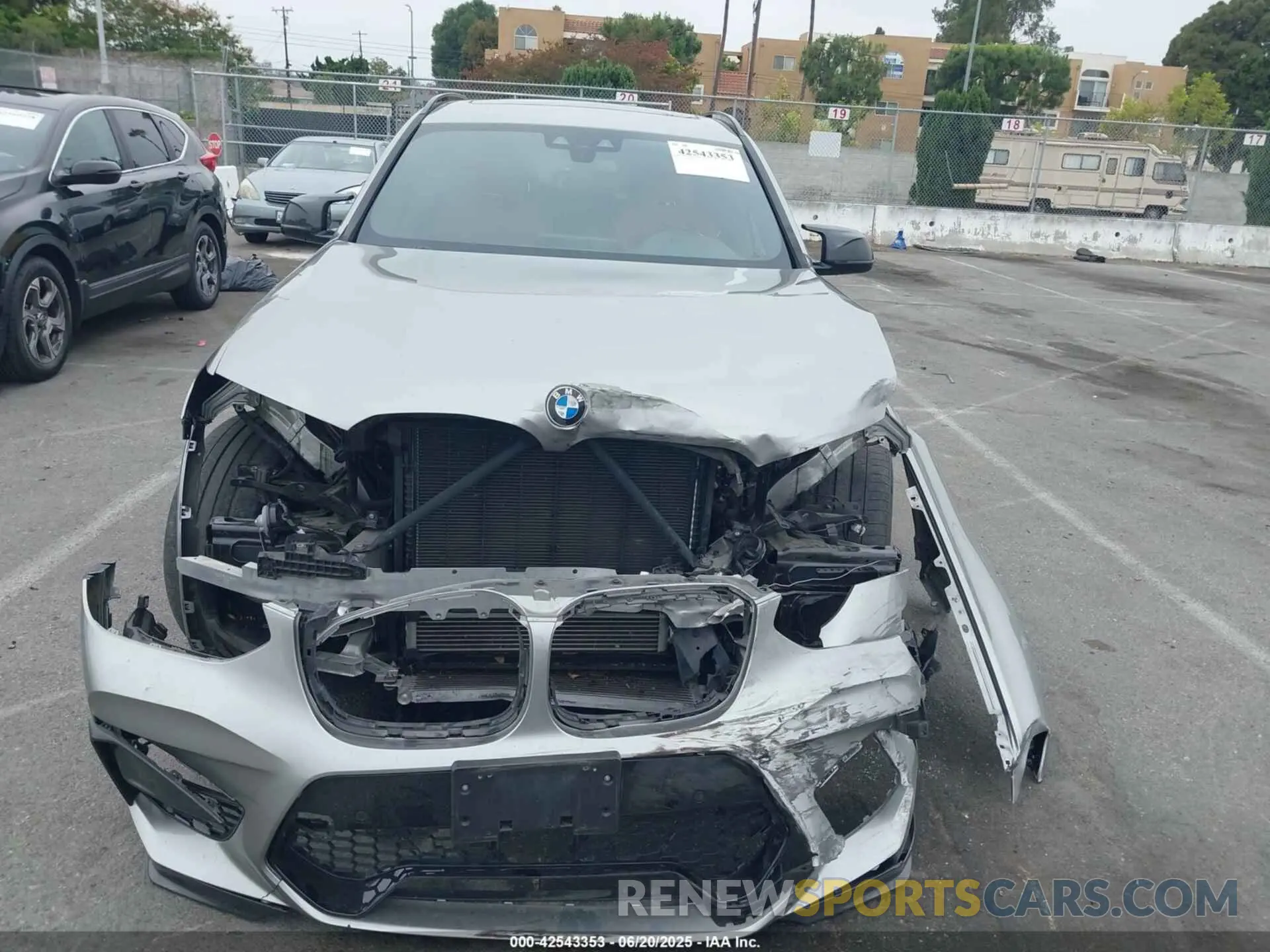 13 Photograph of a damaged car 5YMTS0C0XM9H37480 BMW X3 M 2021