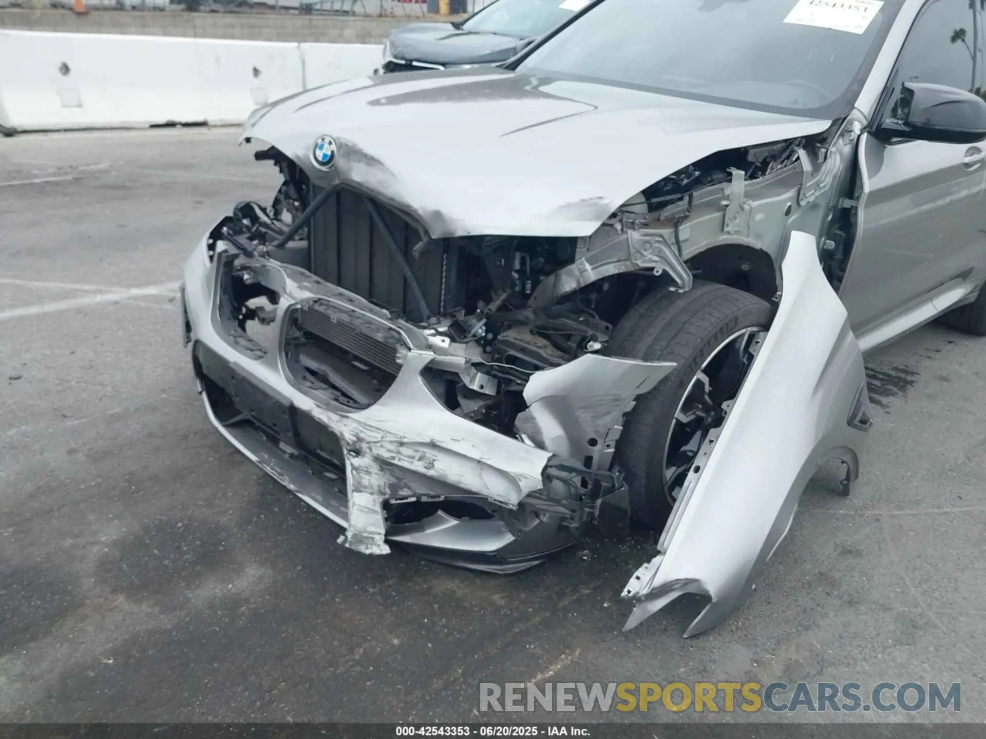6 Photograph of a damaged car 5YMTS0C0XM9H37480 BMW X3 M 2021