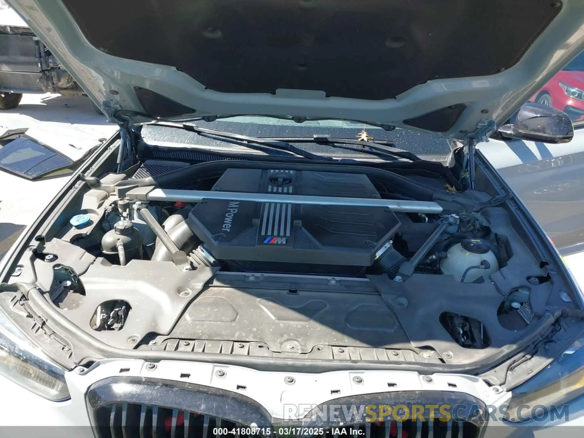 10 Photograph of a damaged car 5YM13EC03N9L12134 BMW X3 M 2022