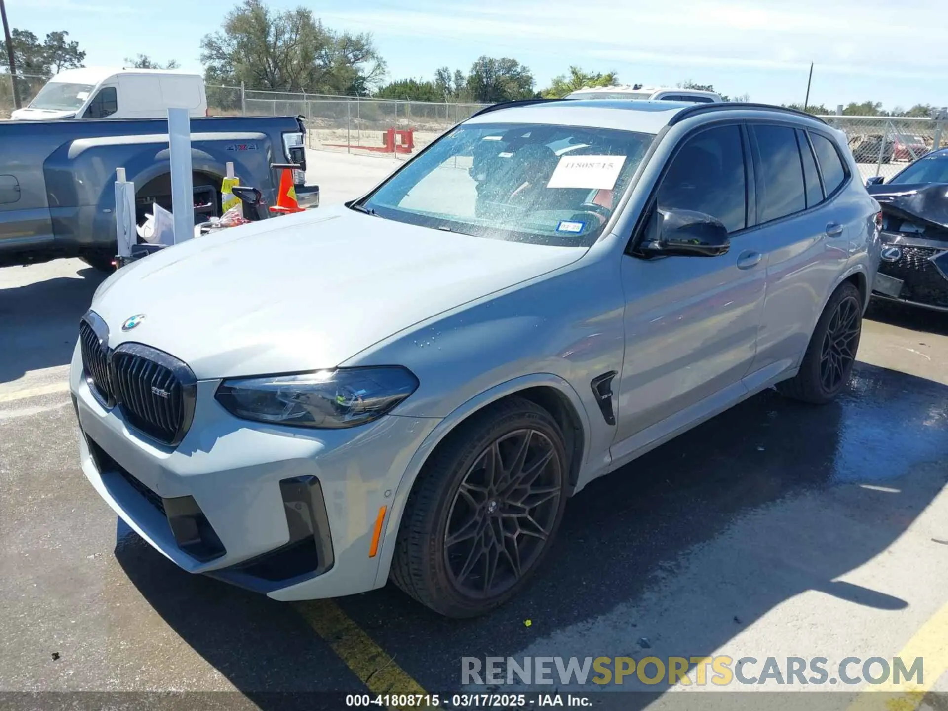 2 Photograph of a damaged car 5YM13EC03N9L12134 BMW X3 M 2022