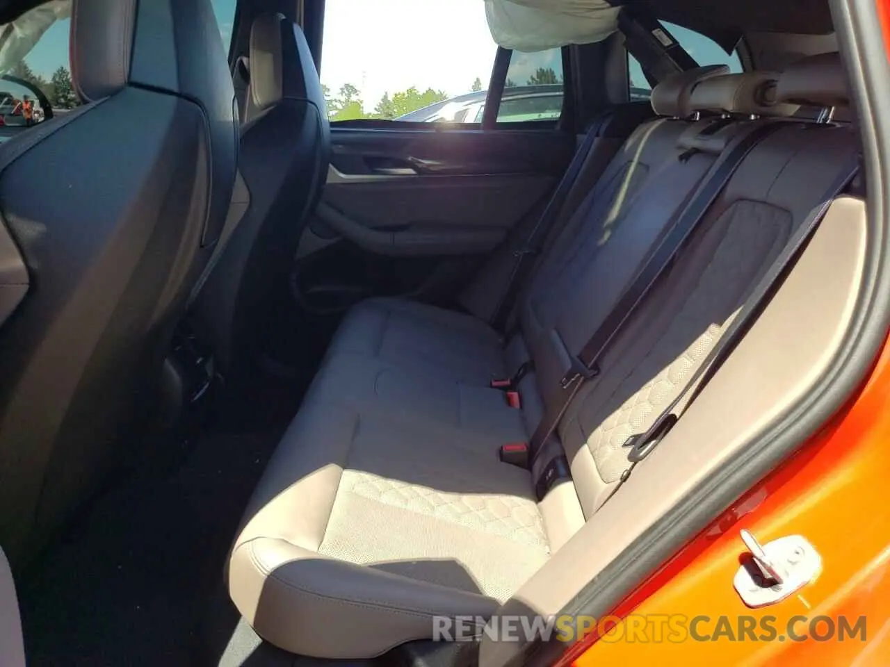10 Photograph of a damaged car 5YM13EC0XP9R08389 BMW X3 M 2023