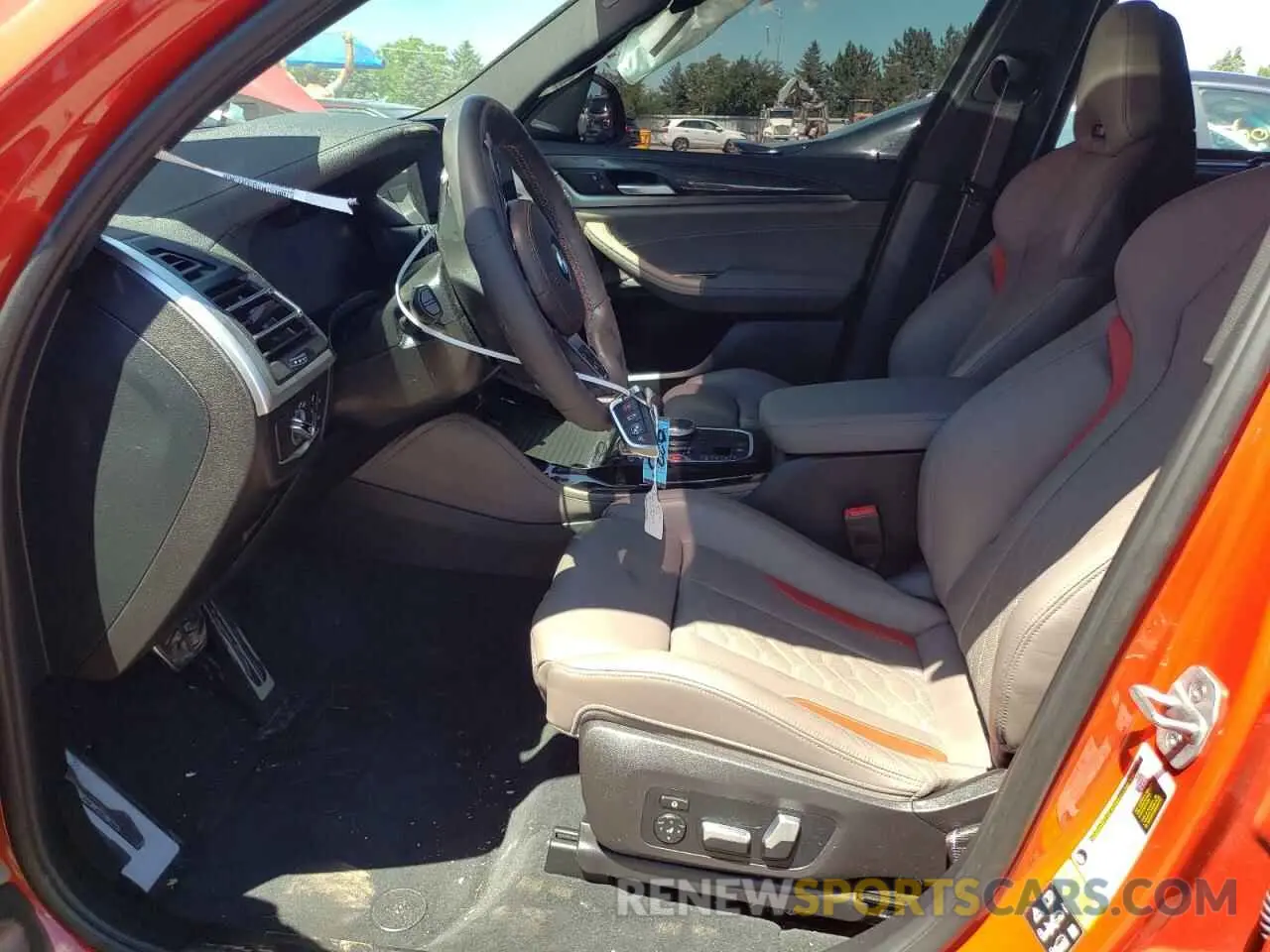 7 Photograph of a damaged car 5YM13EC0XP9R08389 BMW X3 M 2023