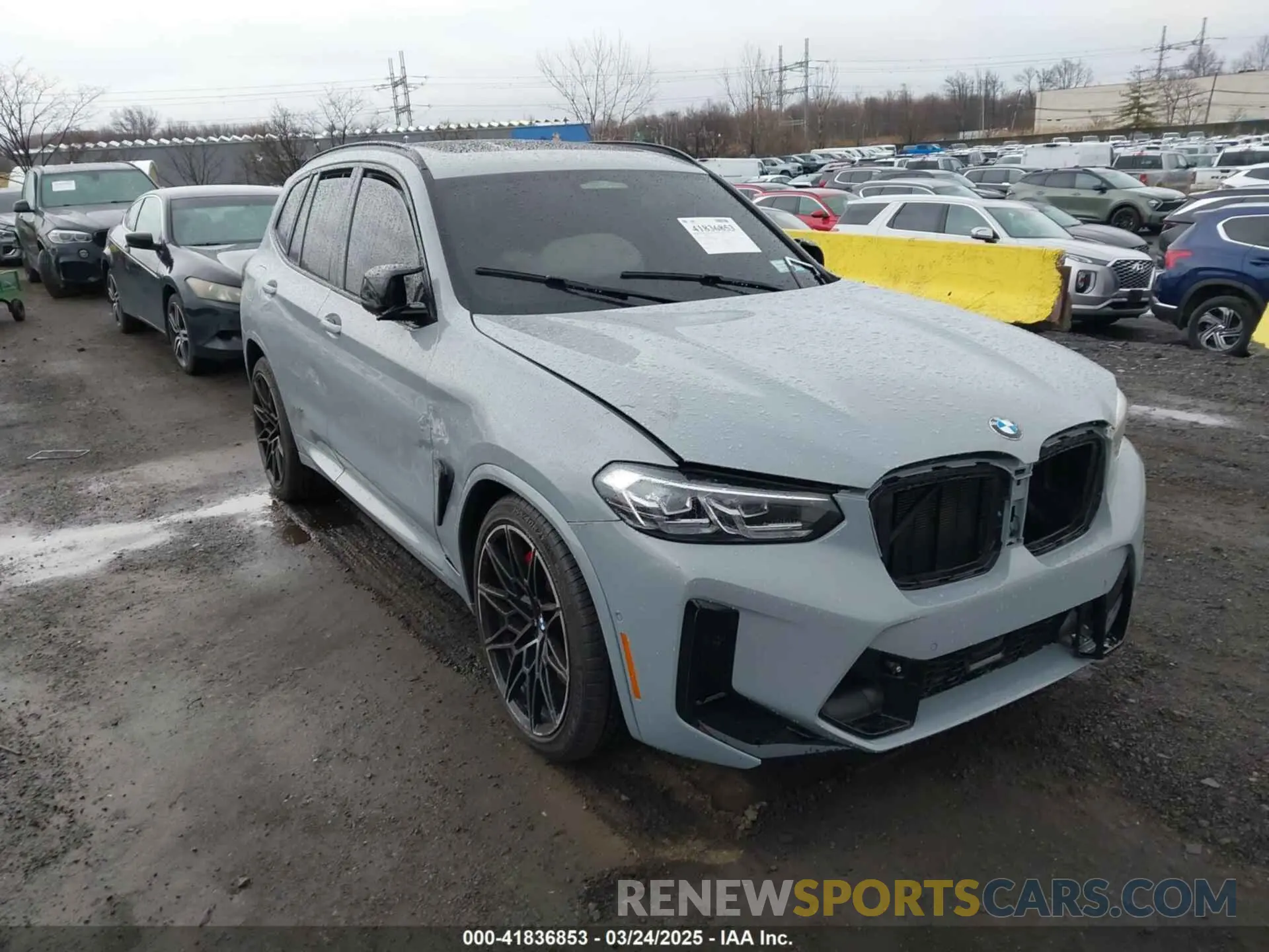 1 Photograph of a damaged car 5YM13EC00R9W09223 BMW X3 M 2024