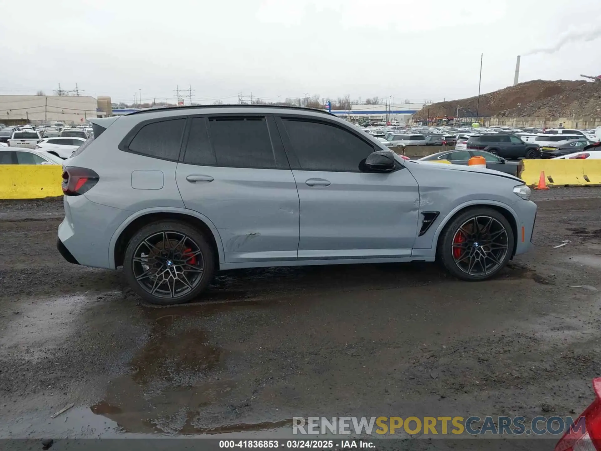 13 Photograph of a damaged car 5YM13EC00R9W09223 BMW X3 M 2024