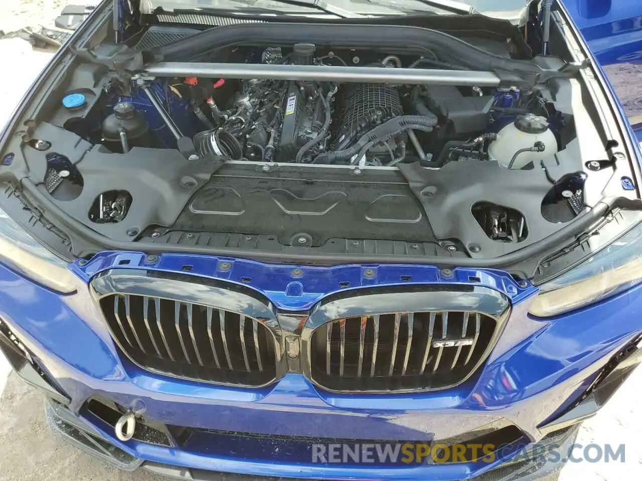 12 Photograph of a damaged car 5YM13EC04R9U76210 BMW X3 M 2024