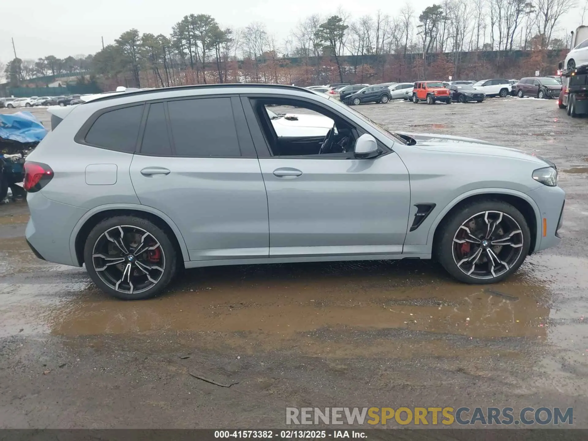 13 Photograph of a damaged car 5YM13EC05R9U21409 BMW X3 M 2024