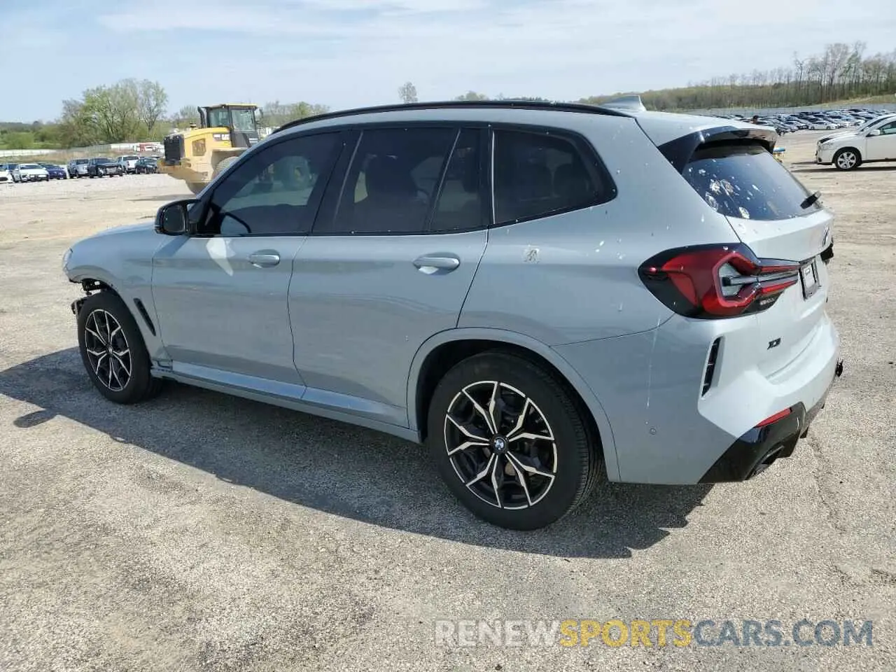 2 Photograph of a damaged car 5UX83DP01N9J87712 BMW X3 M40I 2022