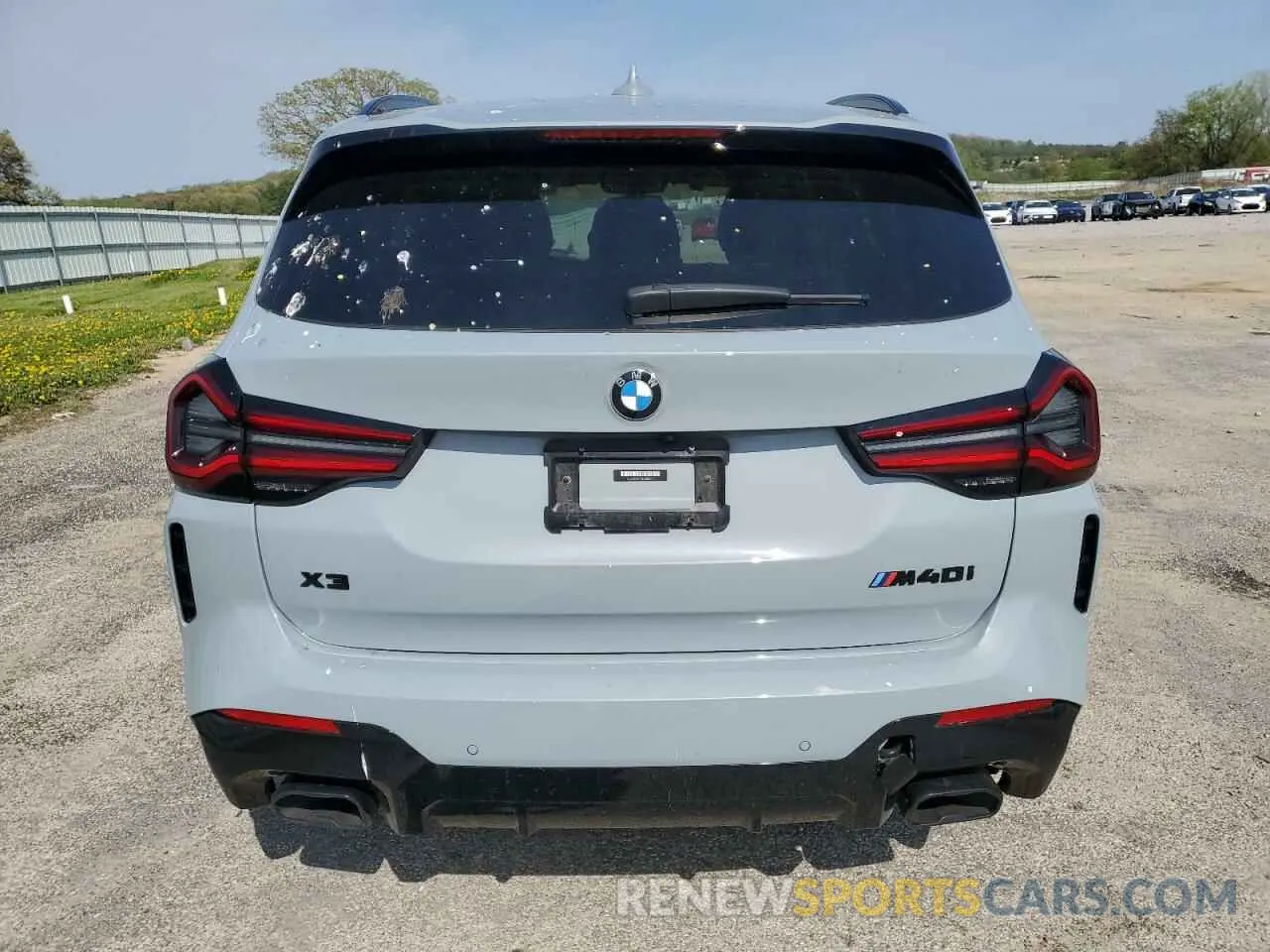 6 Photograph of a damaged car 5UX83DP01N9J87712 BMW X3 M40I 2022