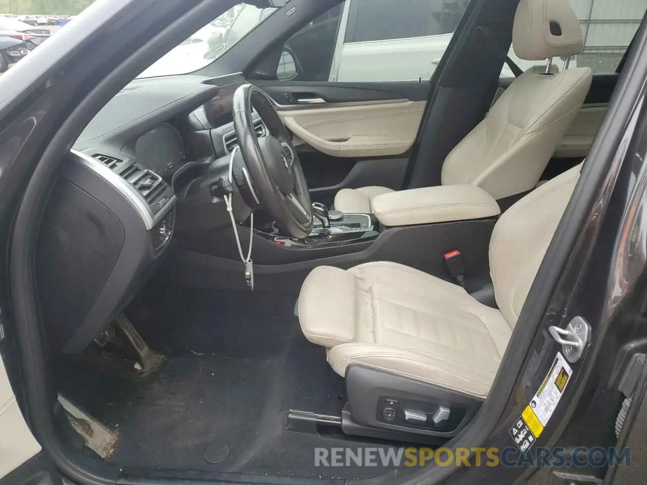 7 Photograph of a damaged car 5UX83DP02N9K18935 BMW X3 M40I 2022