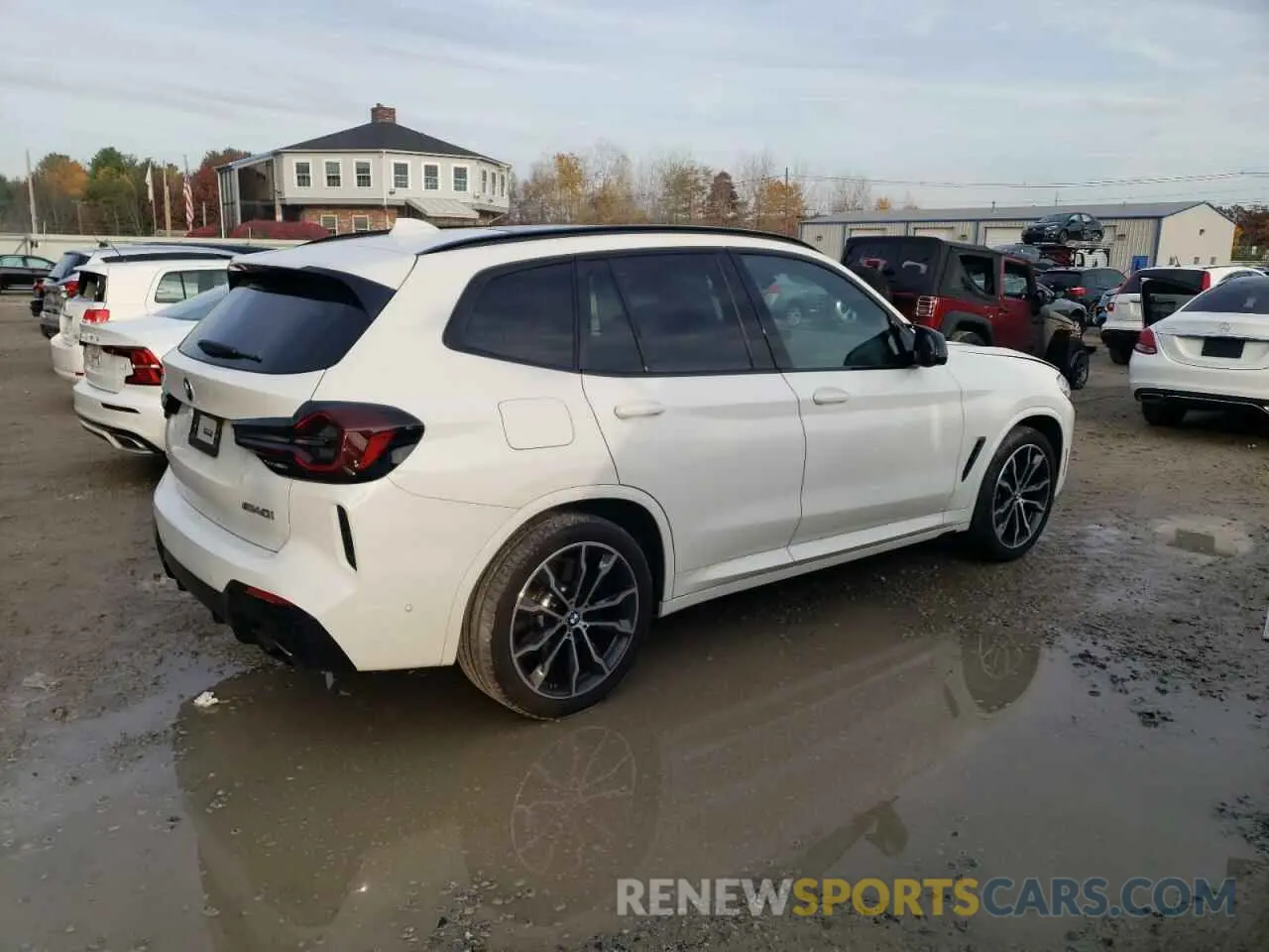 3 Photograph of a damaged car 5UX83DP04N9K02395 BMW X3 M40I 2022