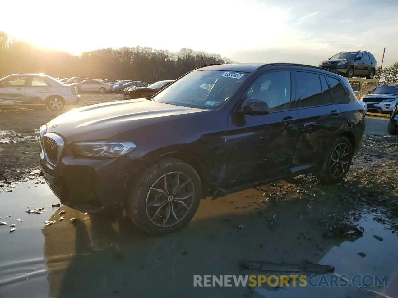 1 Photograph of a damaged car 5UX83DP04N9M78267 BMW X3 M40I 2022