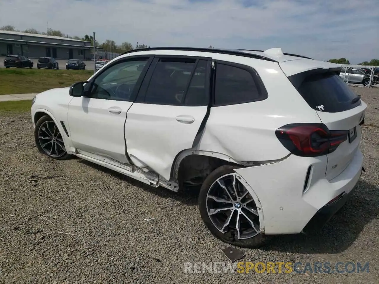 2 Photograph of a damaged car 5UX83DP06N9K19229 BMW X3 M40I 2022