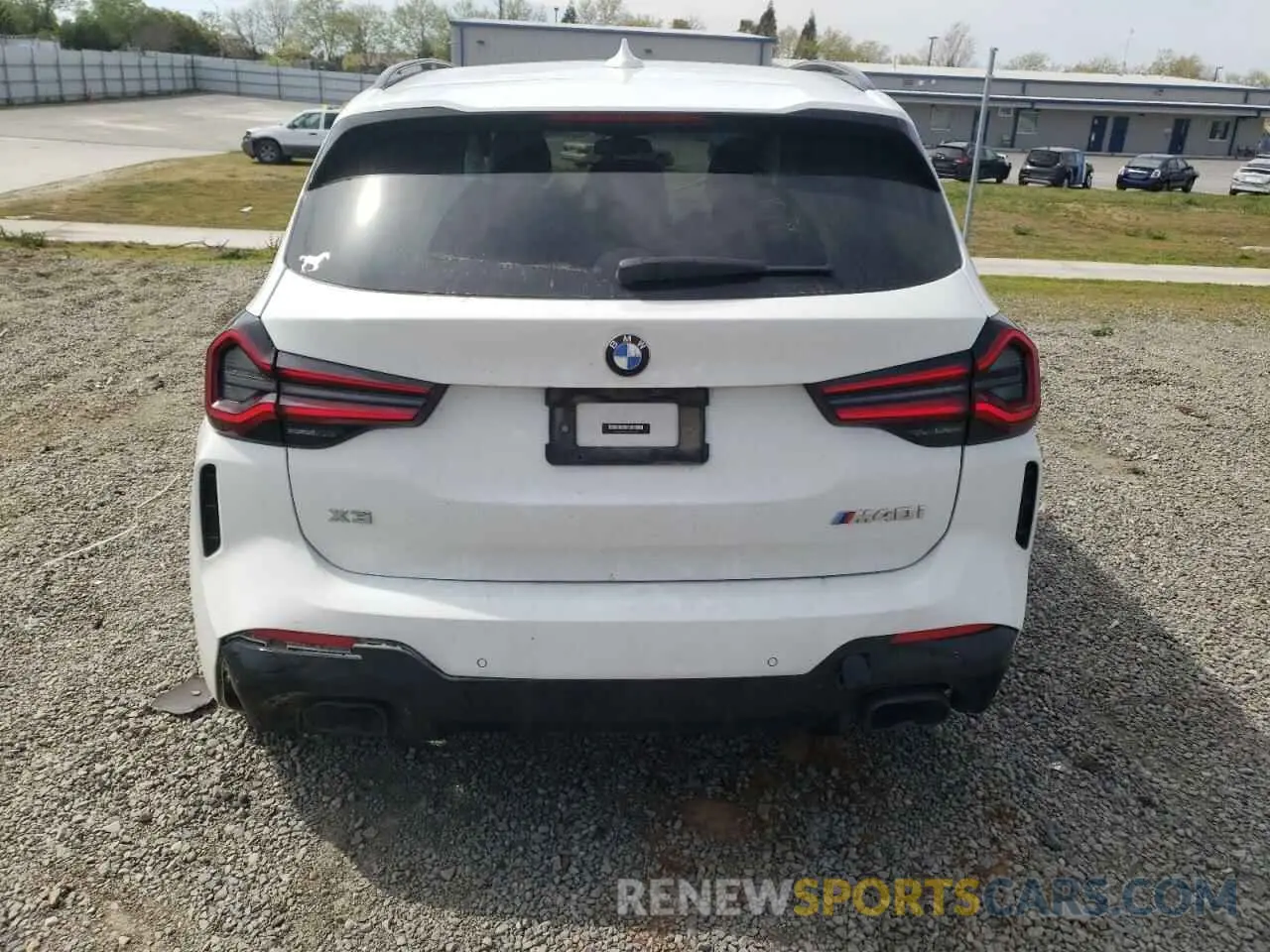 6 Photograph of a damaged car 5UX83DP06N9K19229 BMW X3 M40I 2022