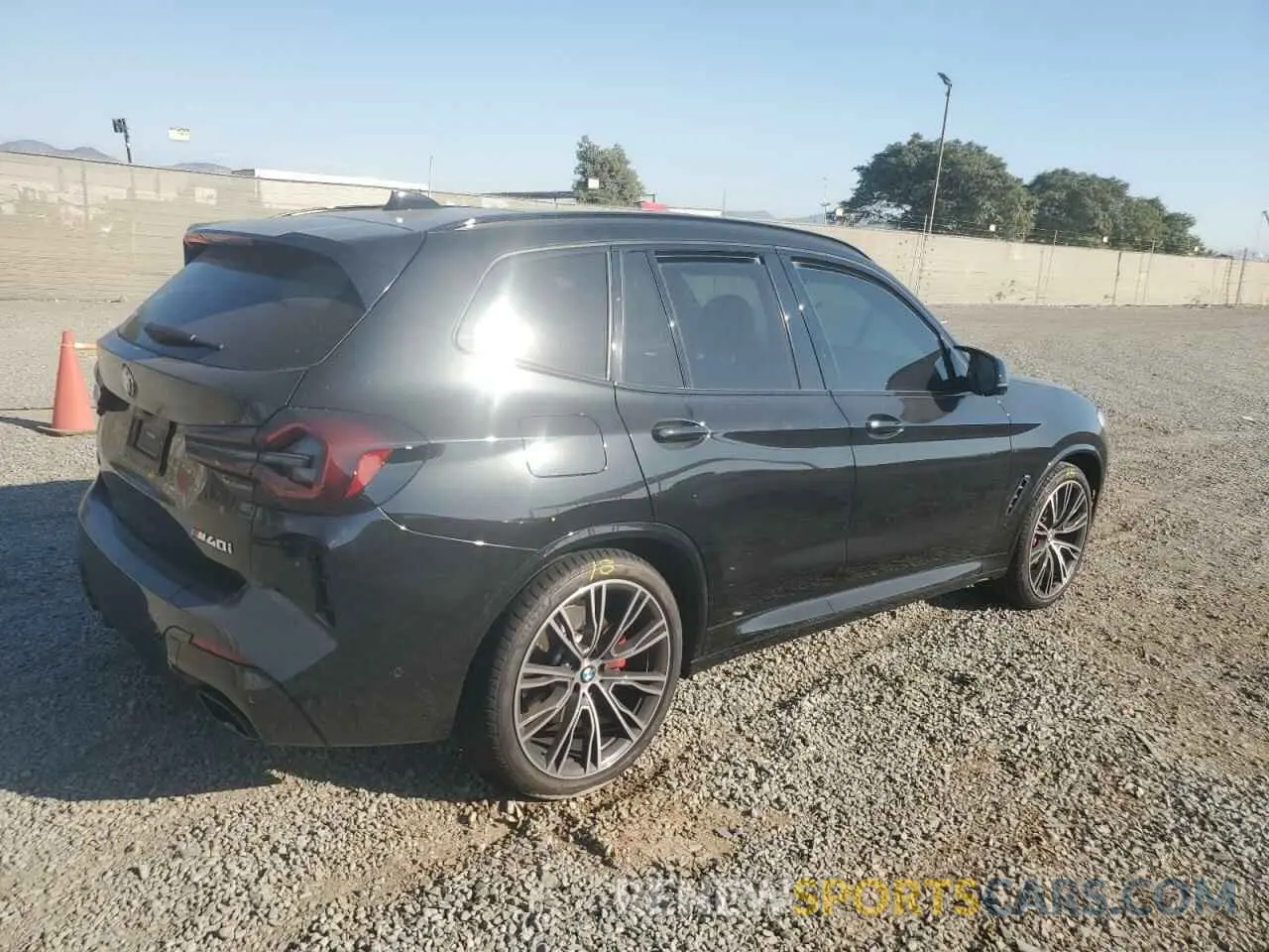 3 Photograph of a damaged car 5UX83DP06N9K23653 BMW X3 M40I 2022