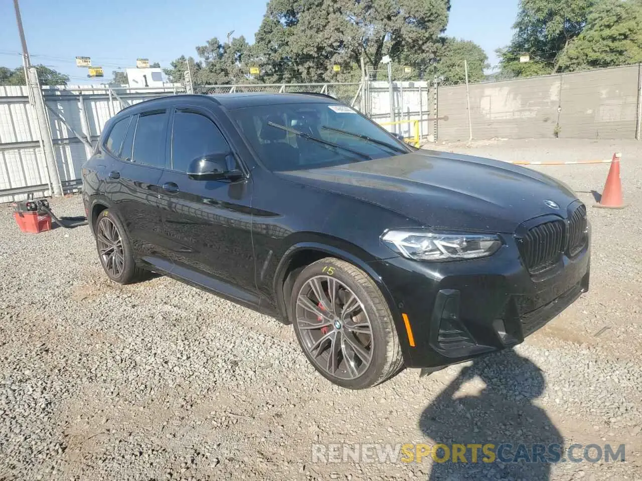 4 Photograph of a damaged car 5UX83DP06N9K23653 BMW X3 M40I 2022