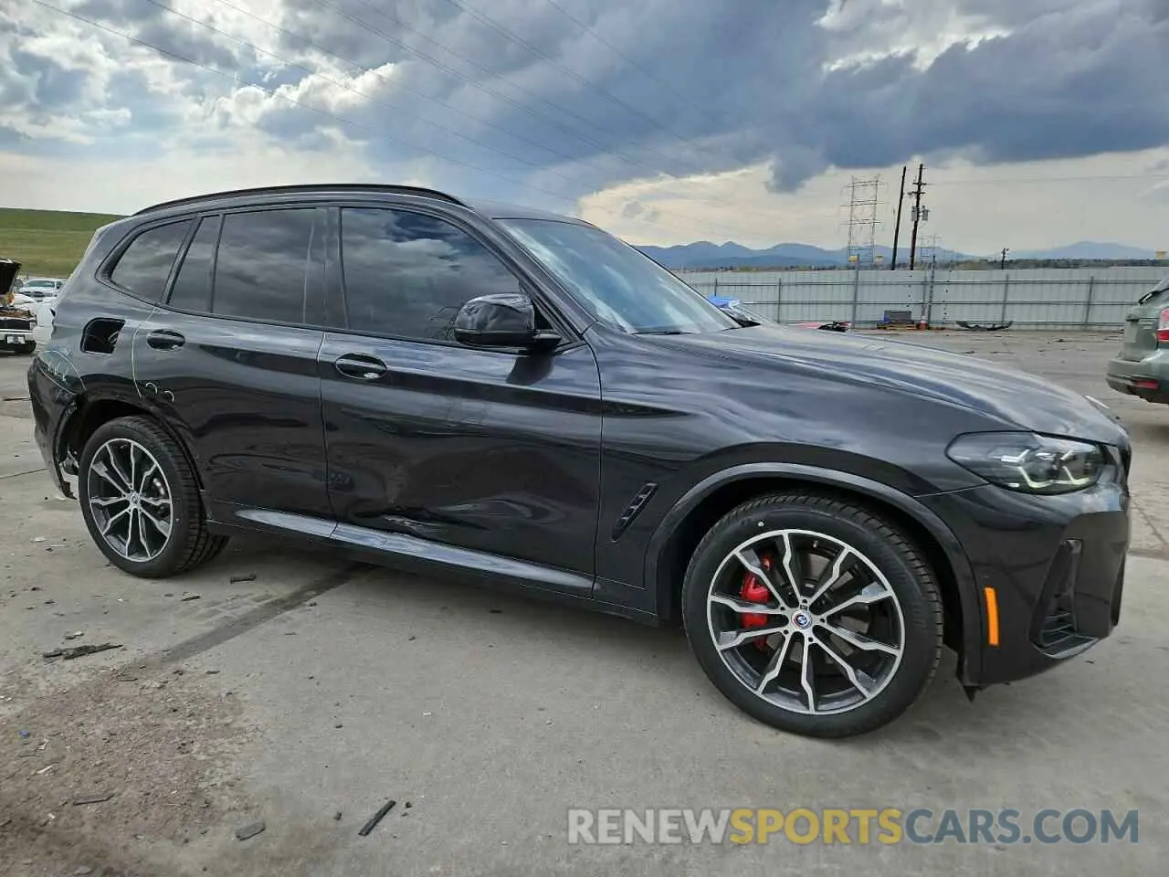 4 Photograph of a damaged car 5UX83DP0XP9P69052 BMW X3 M40I 2023