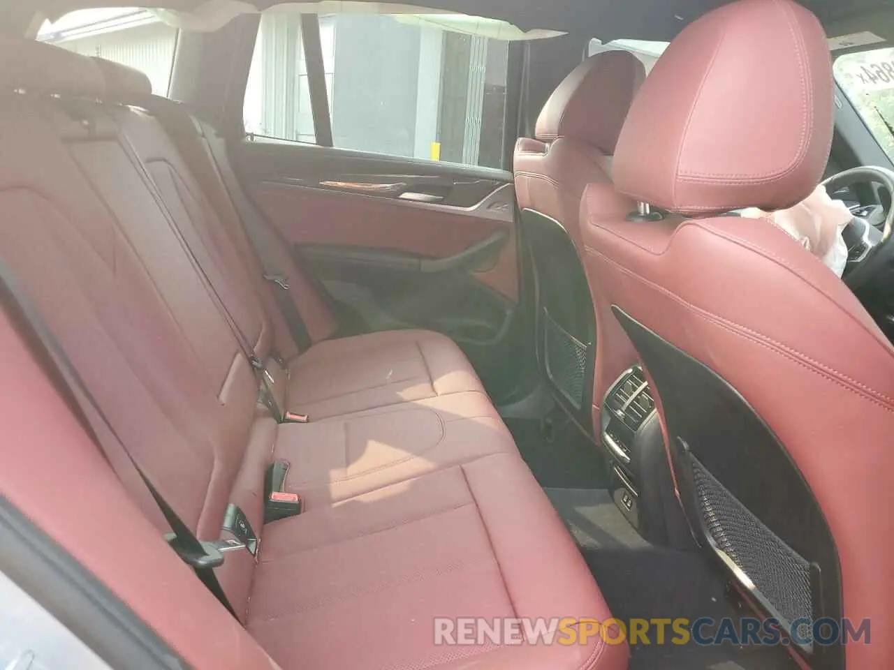 11 Photograph of a damaged car 5UX83DP05R9U77568 BMW X3 M40I 2024