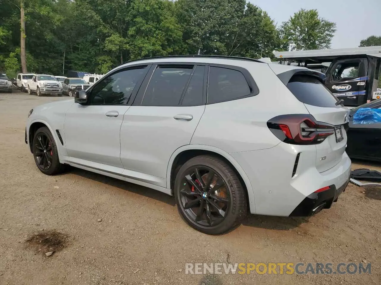 2 Photograph of a damaged car 5UX83DP05R9U77568 BMW X3 M40I 2024