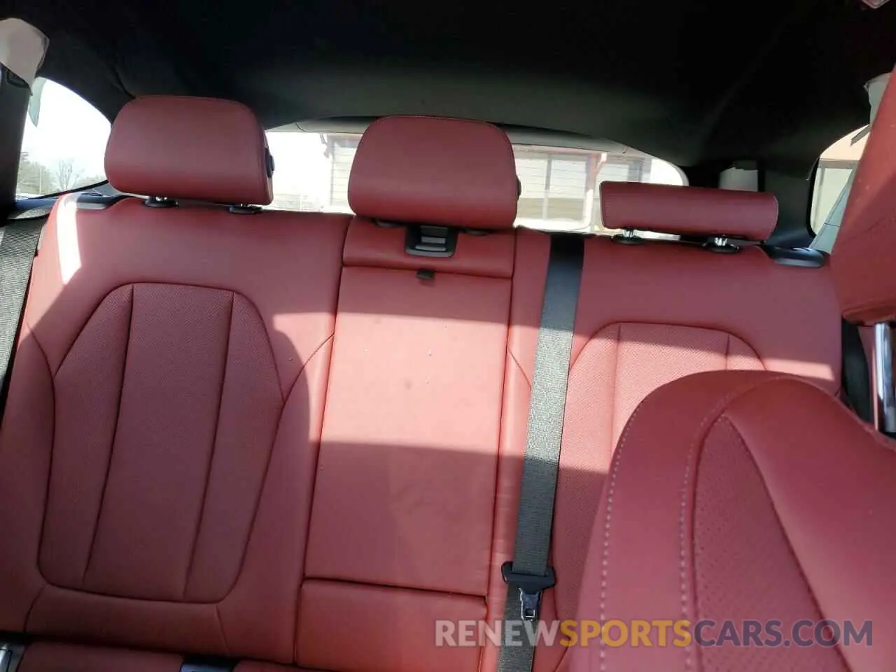 10 Photograph of a damaged car 5UX83DP05R9V58683 BMW X3 M40I 2024