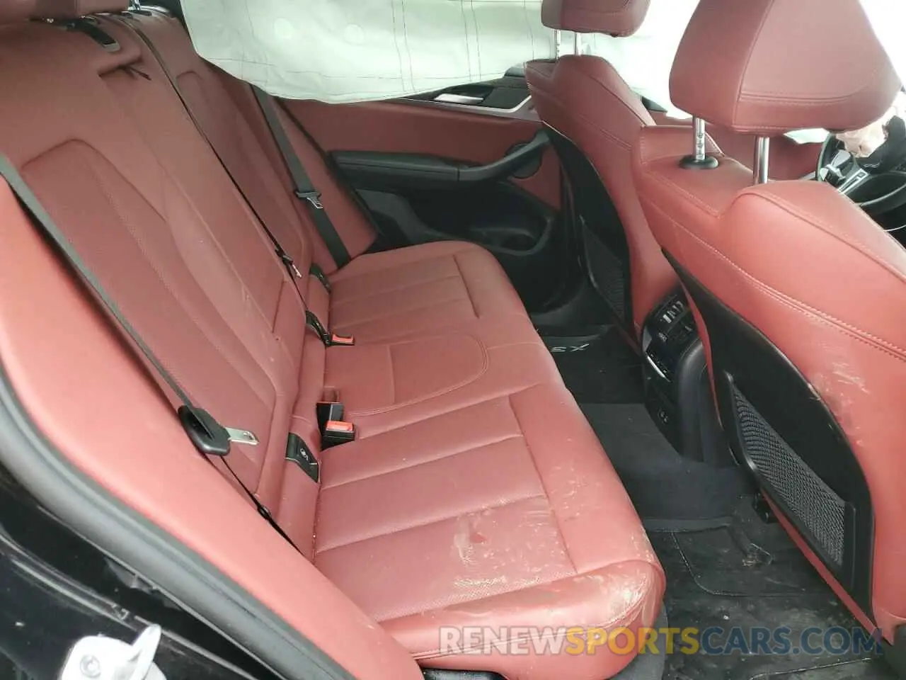 12 Photograph of a damaged car 5UX83DP05R9V62300 BMW X3 M40I 2024