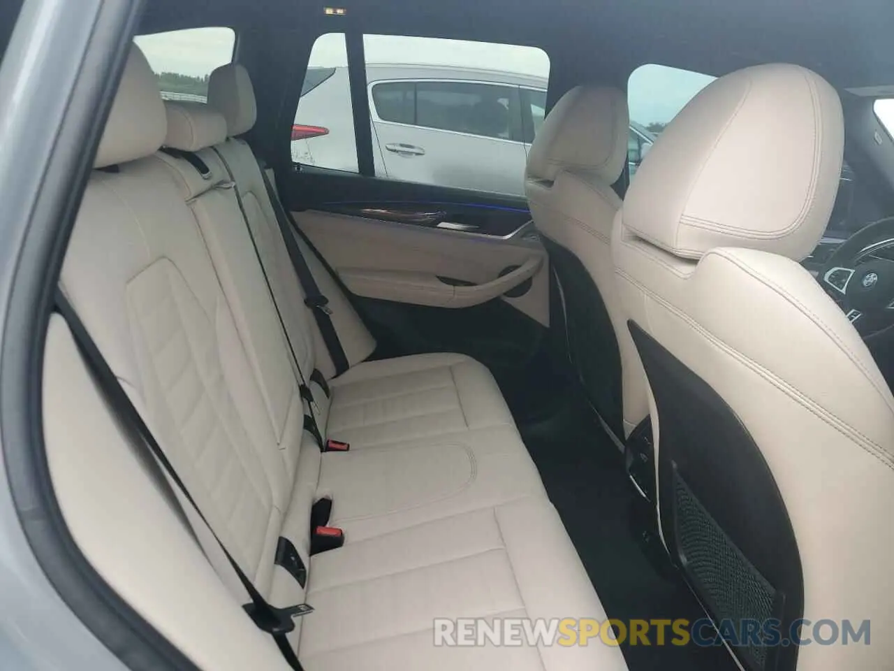 11 Photograph of a damaged car 5UX83DP08R9U82859 BMW X3 M40I 2024