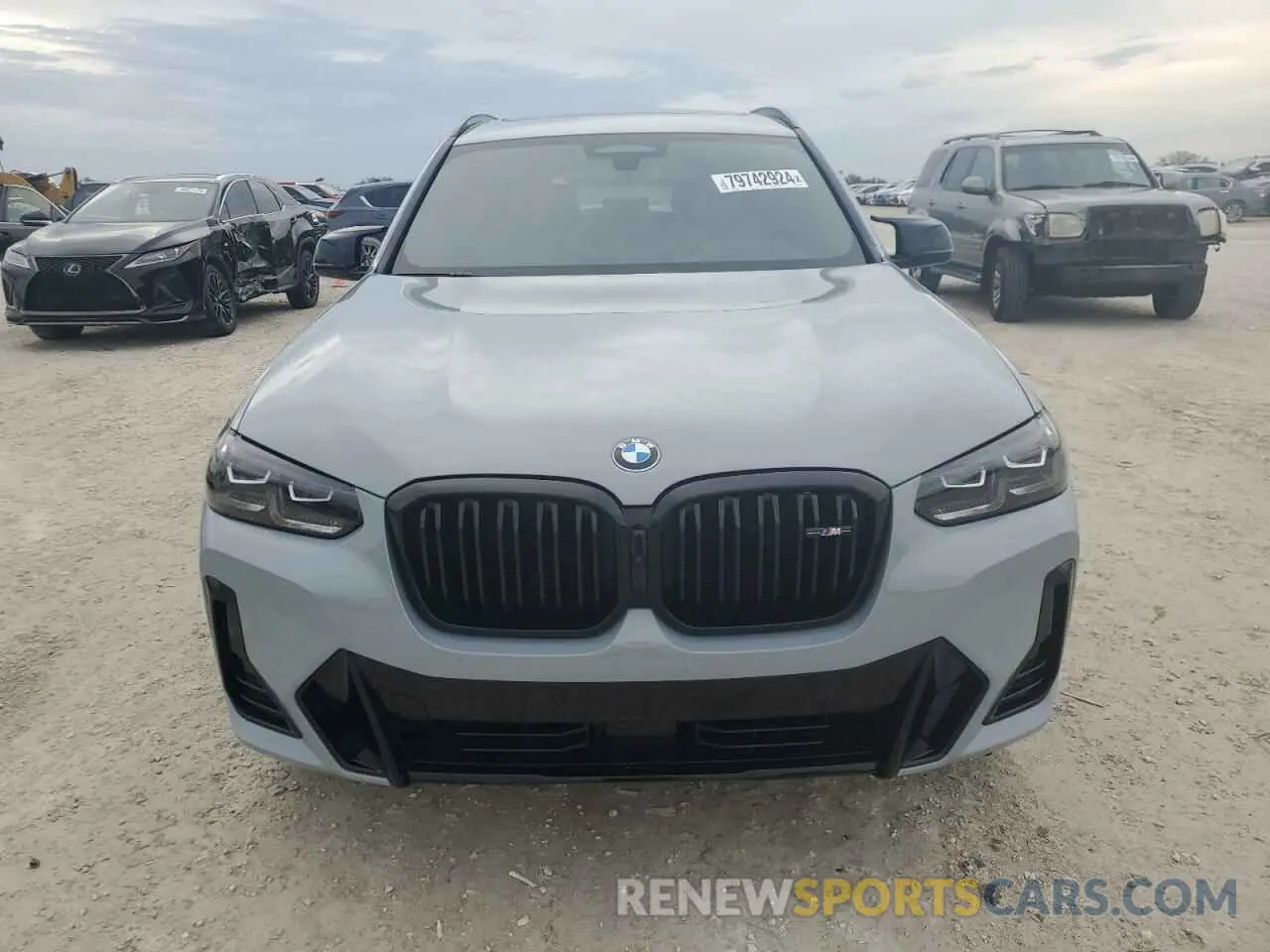 5 Photograph of a damaged car 5UX83DP08R9U82859 BMW X3 M40I 2024
