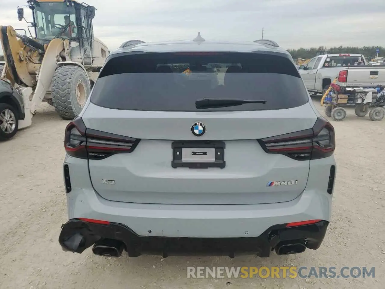 6 Photograph of a damaged car 5UX83DP08R9U82859 BMW X3 M40I 2024