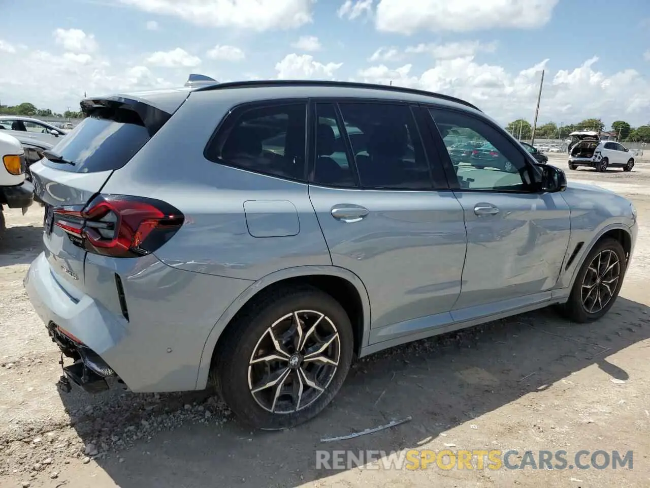 3 Photograph of a damaged car 5UX83DP09R9U82918 BMW X3 M40I 2024