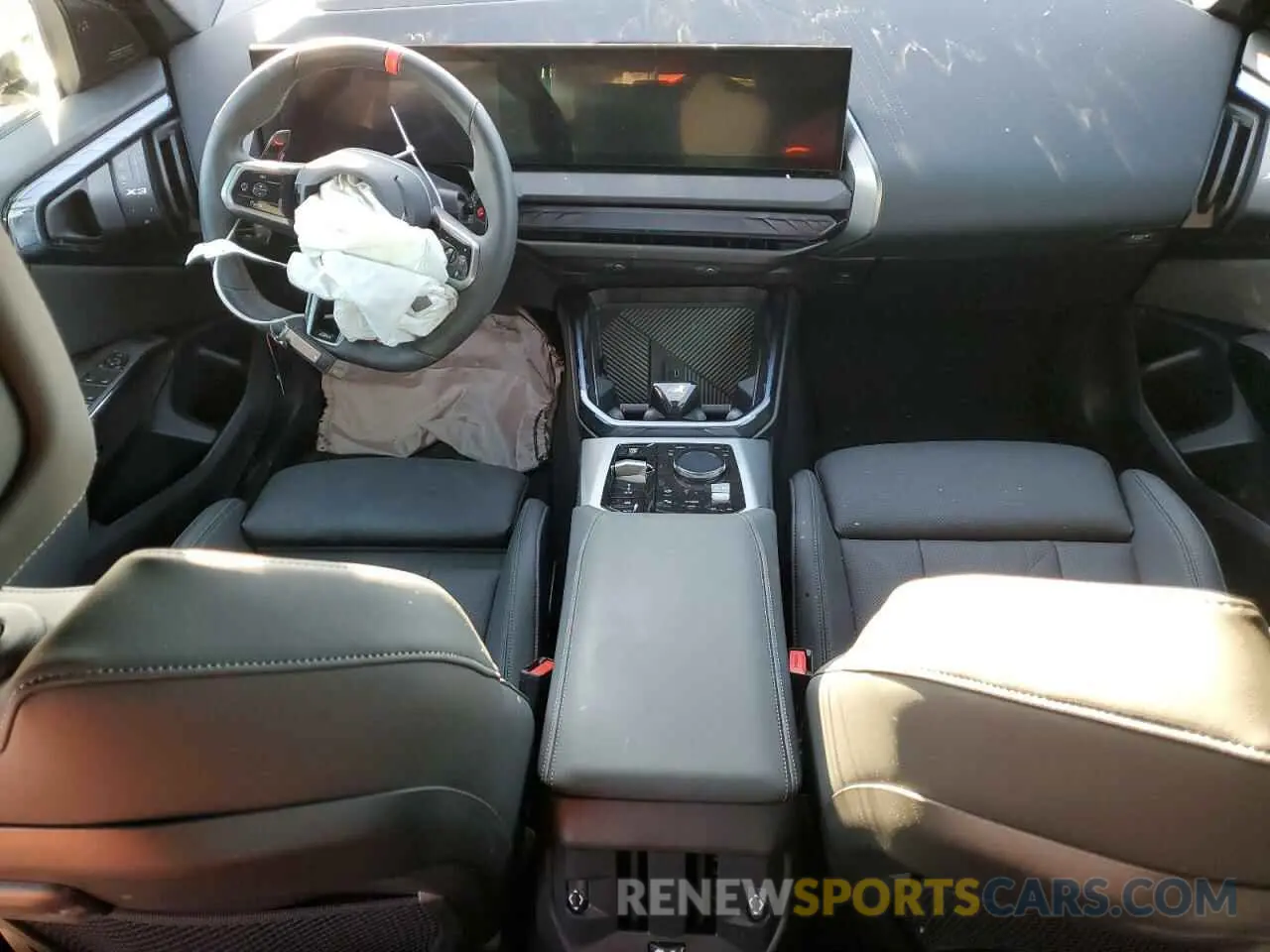 8 Photograph of a damaged car 5UX73GP07S9Z07376 BMW X3 M50 2025