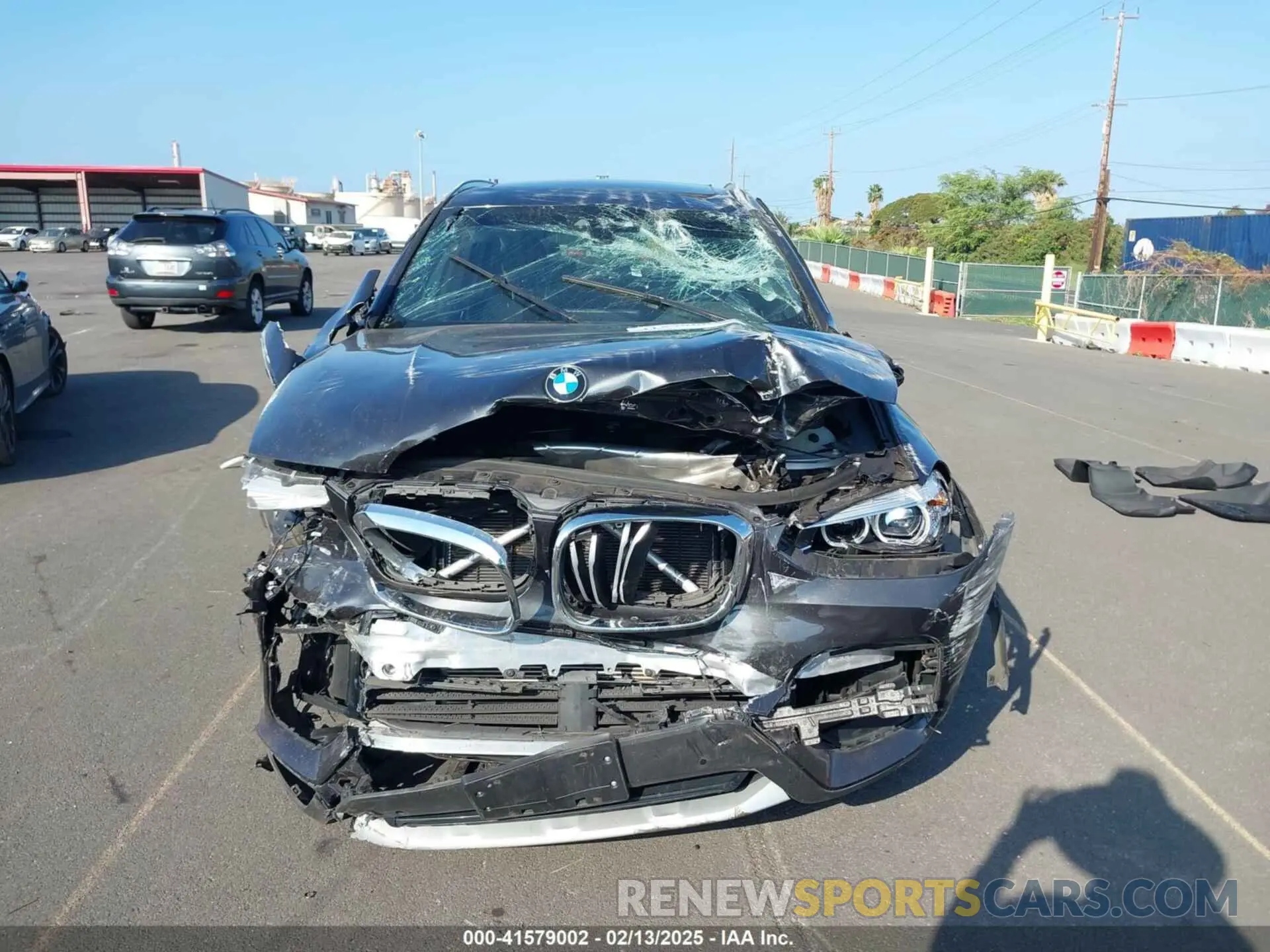 13 Photograph of a damaged car 5UXTS1C07L9D22483 BMW X3 PHEV 2020