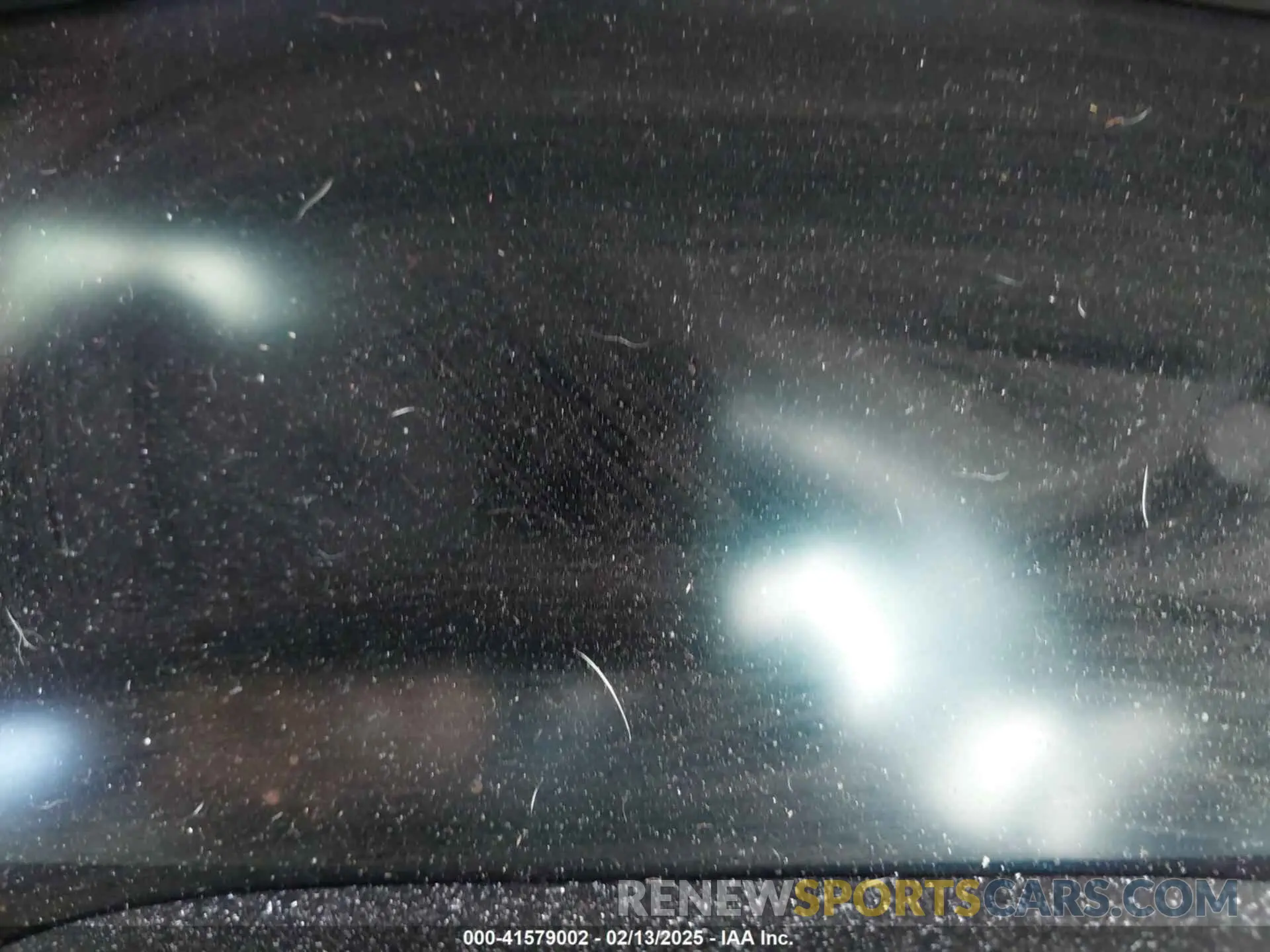 16 Photograph of a damaged car 5UXTS1C07L9D22483 BMW X3 PHEV 2020