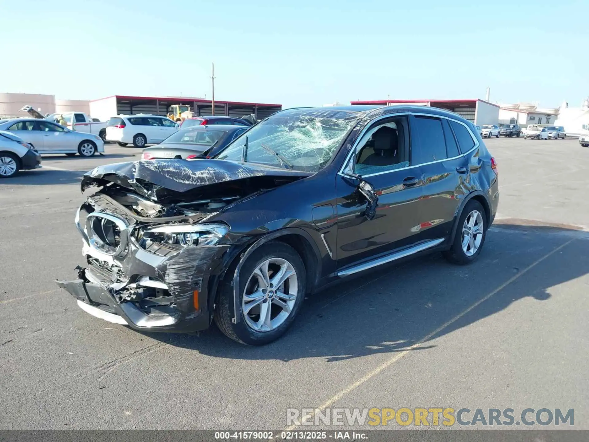 2 Photograph of a damaged car 5UXTS1C07L9D22483 BMW X3 PHEV 2020