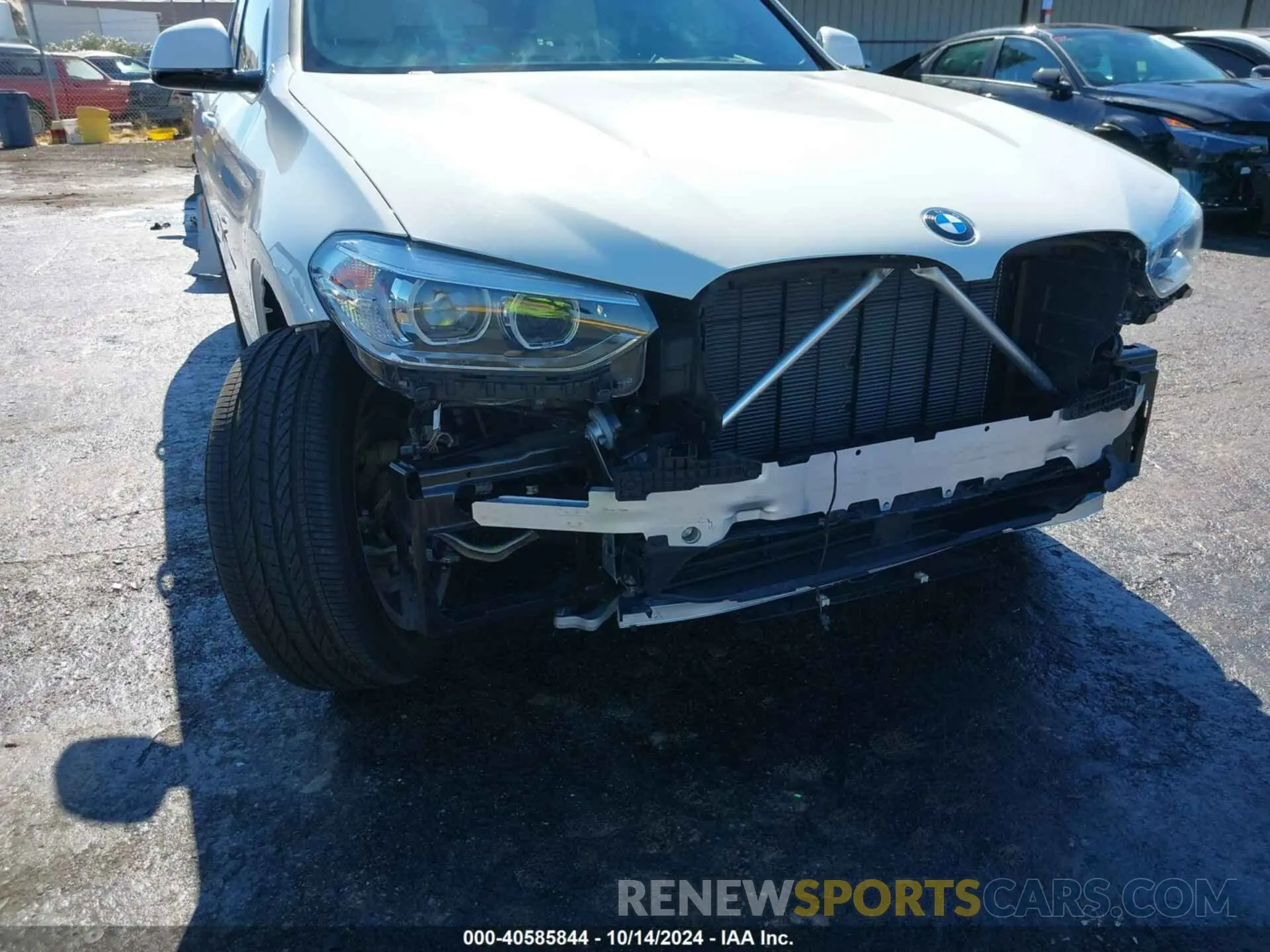 6 Photograph of a damaged car 5UXTS1C07M9G31050 BMW X3 PHEV 2021