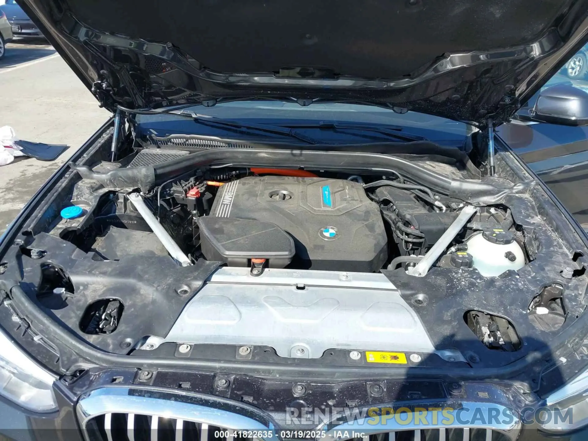 10 Photograph of a damaged car 5UXTS1C0XM9H12818 BMW X3 PHEV 2021