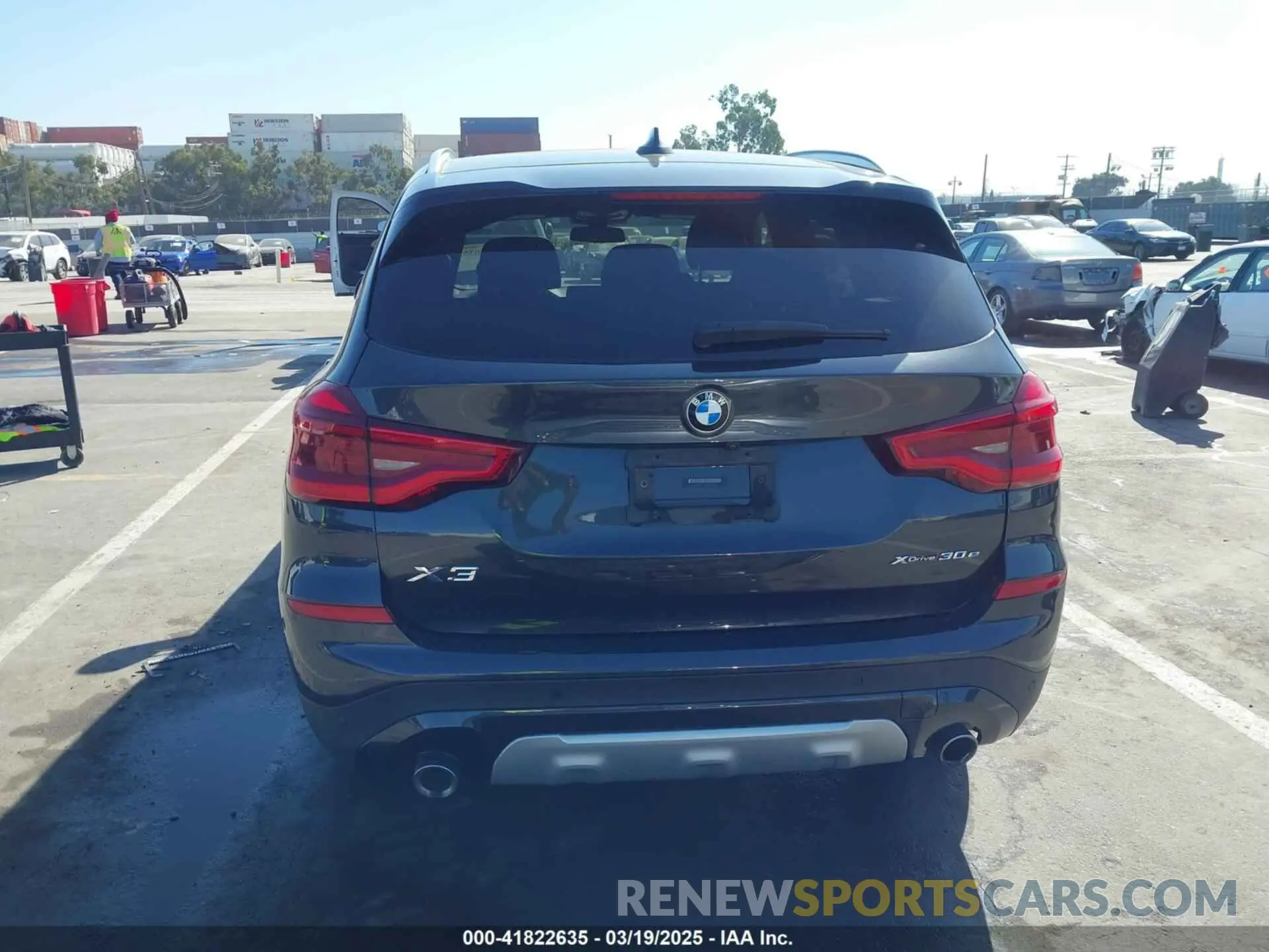 16 Photograph of a damaged car 5UXTS1C0XM9H12818 BMW X3 PHEV 2021