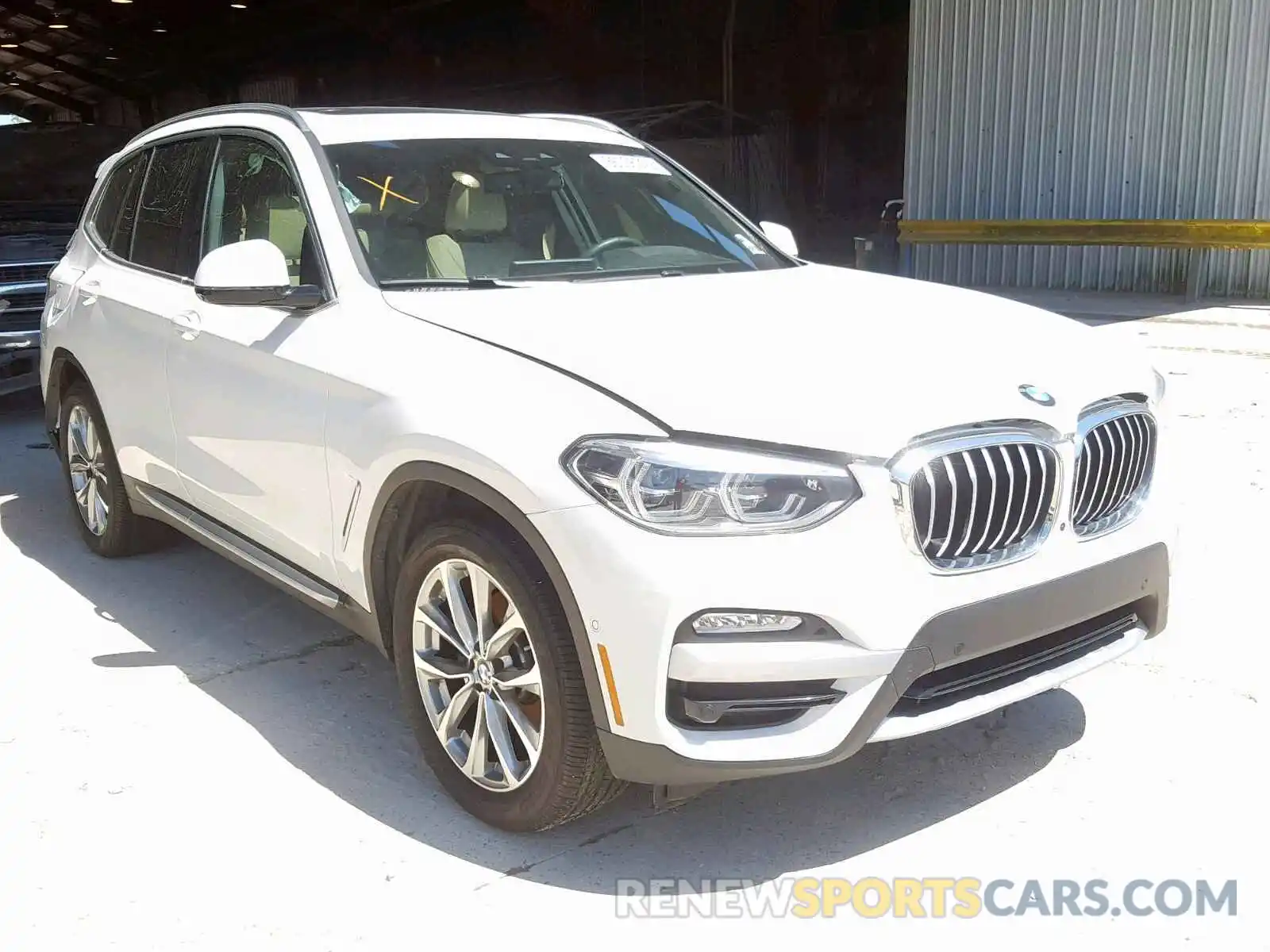 1 Photograph of a damaged car 5UXTR7C52KLE98210 BMW X3 SDRIVE3 2019