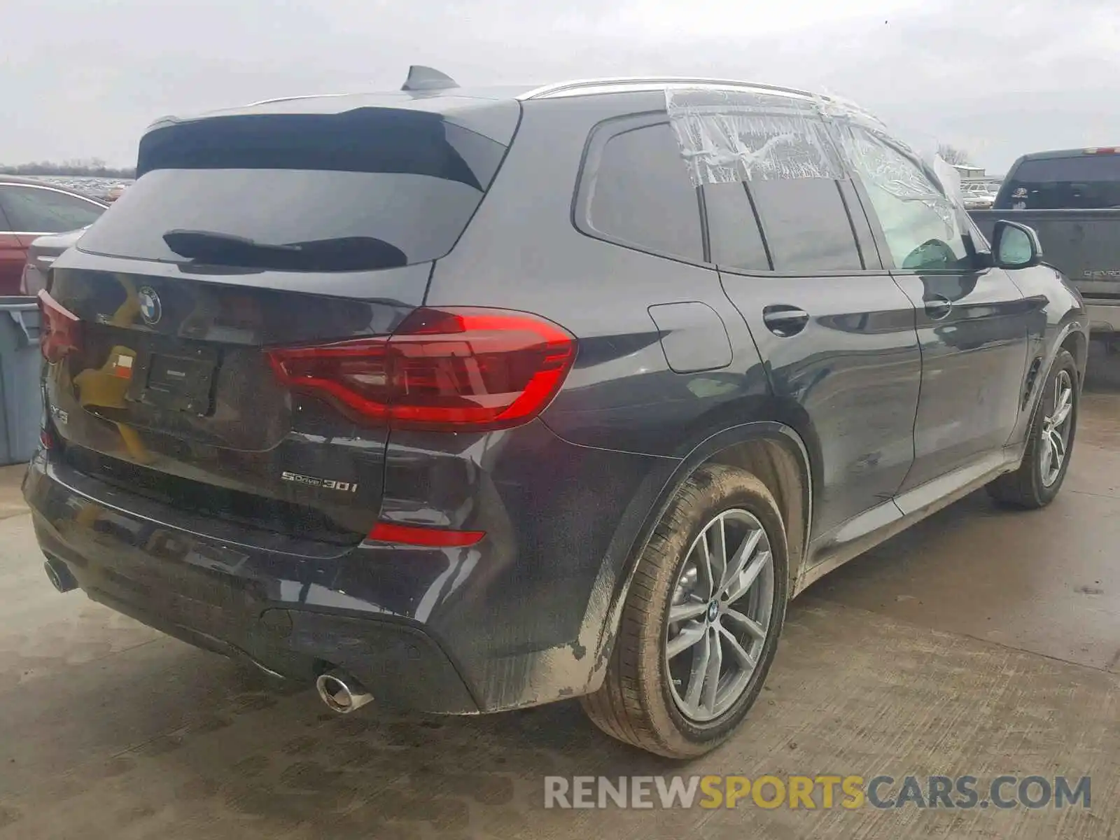 4 Photograph of a damaged car 5UXTR7C52KLF27575 BMW X3 SDRIVE3 2019