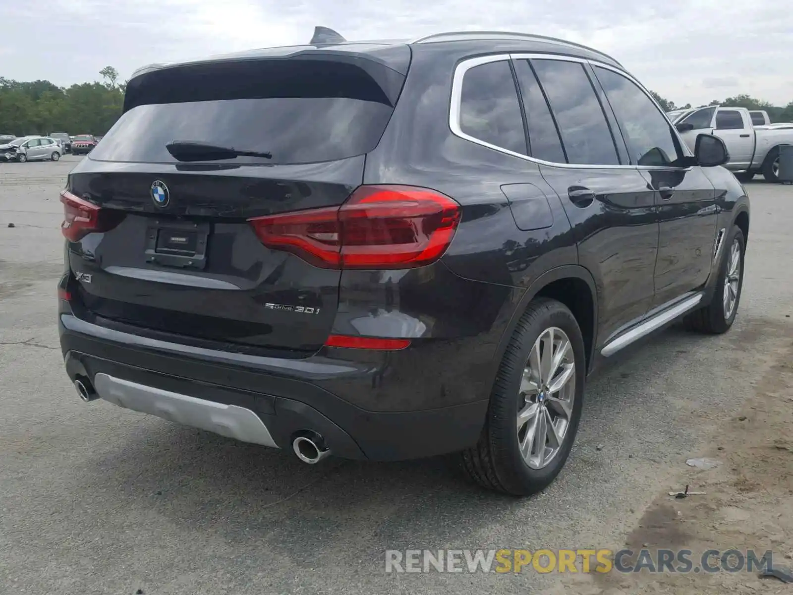 4 Photograph of a damaged car 5UXTR7C53KLE96322 BMW X3 SDRIVE3 2019