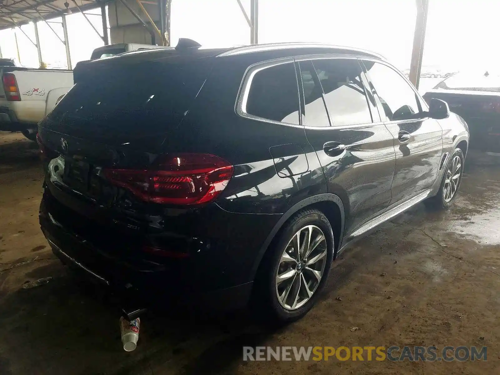 4 Photograph of a damaged car 5UXTR7C55KLR50941 BMW X3 SDRIVE3 2019