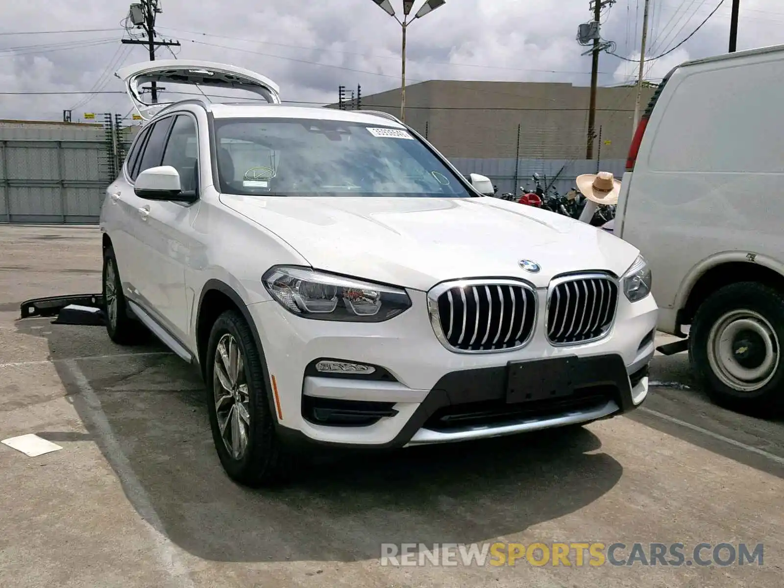 1 Photograph of a damaged car 5UXTR7C56KLF32892 BMW X3 SDRIVE3 2019