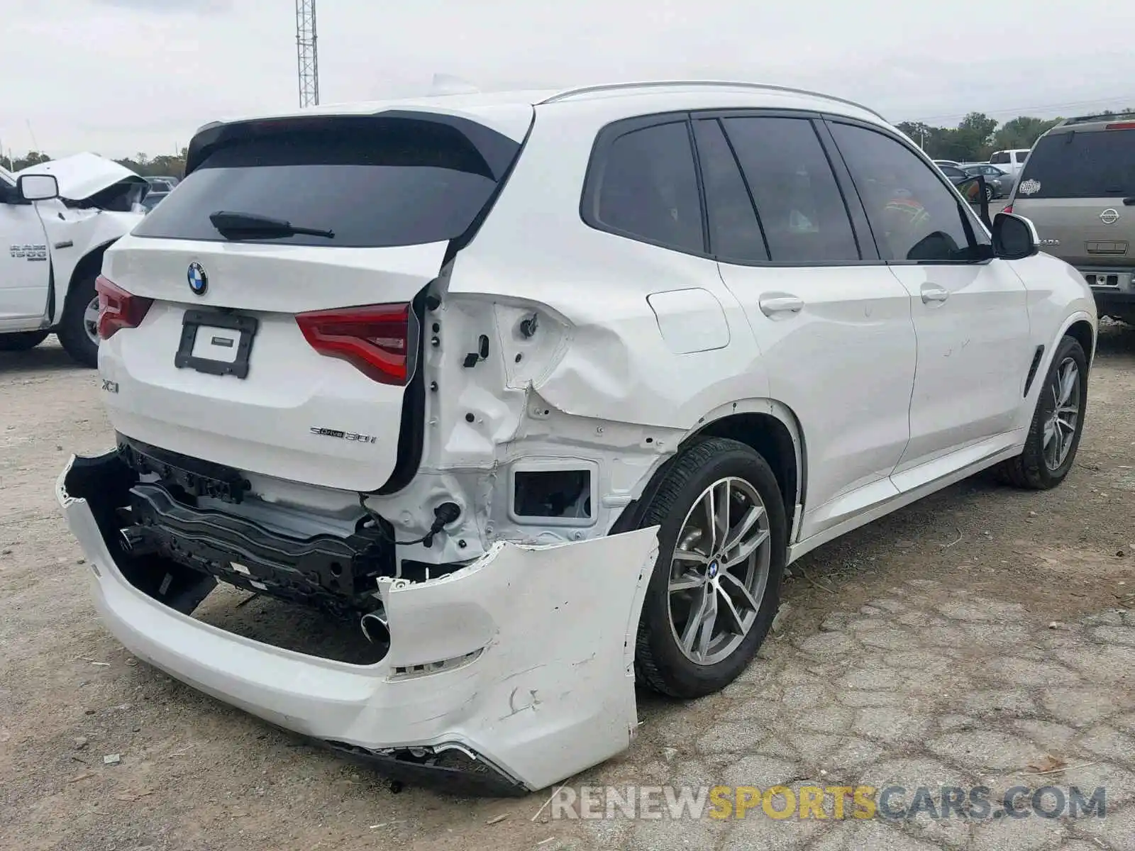 4 Photograph of a damaged car 5UXTR7C57KLE94699 BMW X3 SDRIVE3 2019