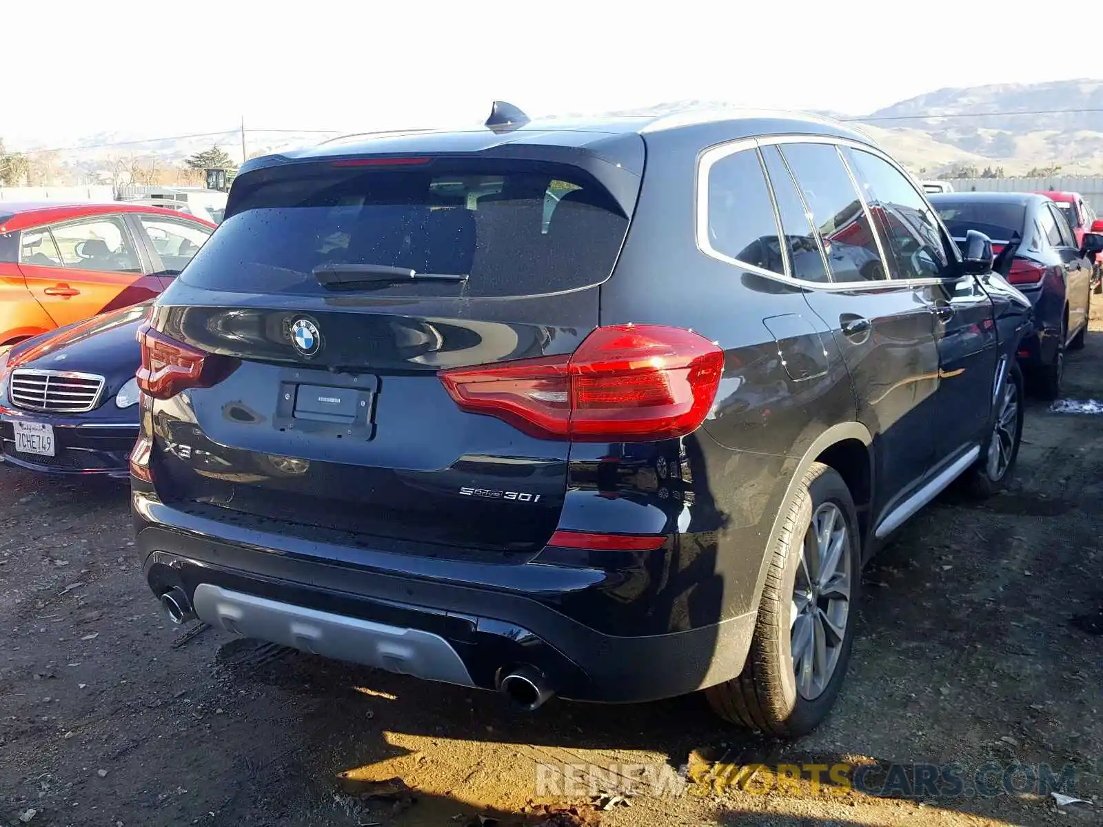 4 Photograph of a damaged car 5UXTR7C5XKLF27923 BMW X3 SDRIVE3 2019